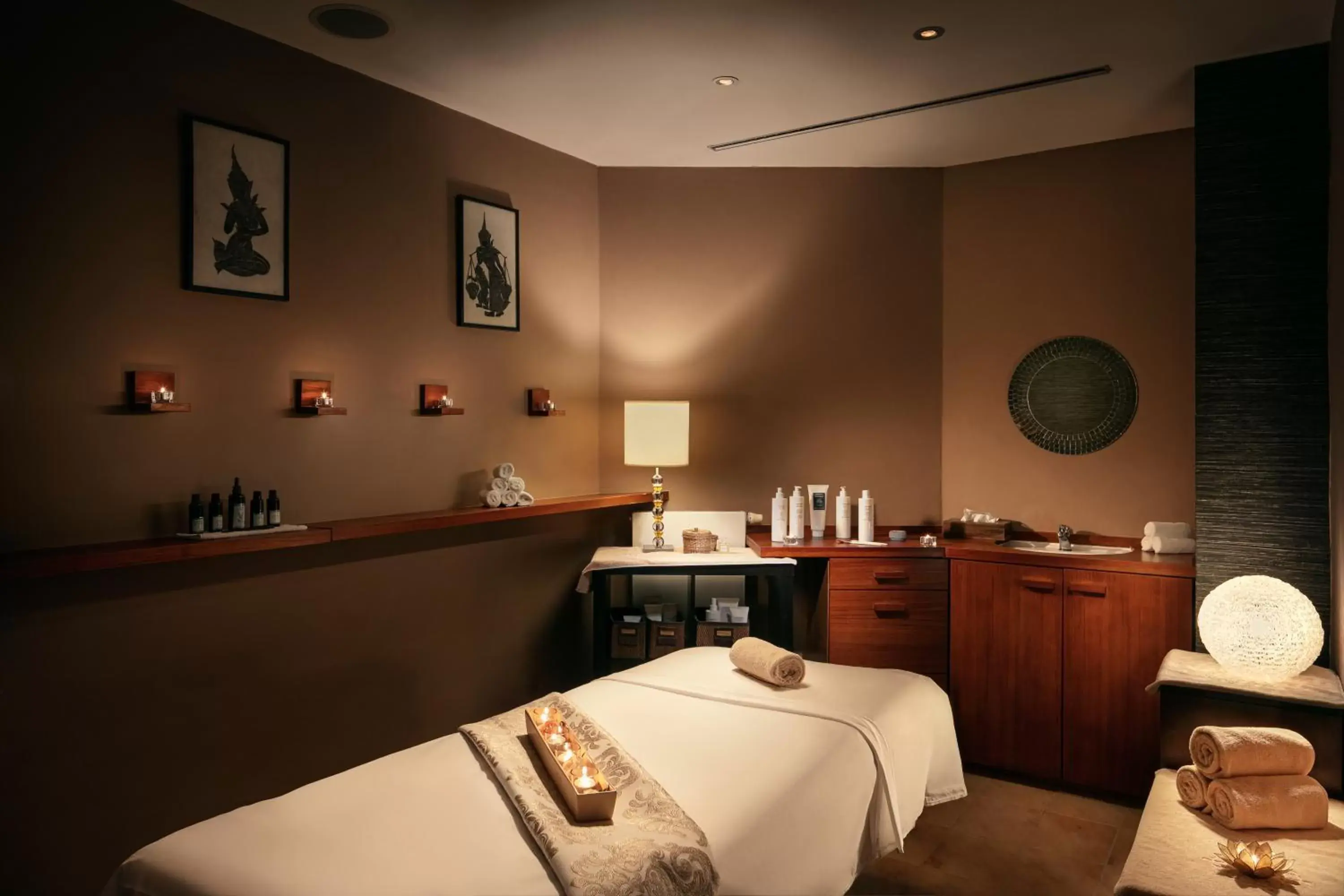 Massage in Hotel KINGS COURT