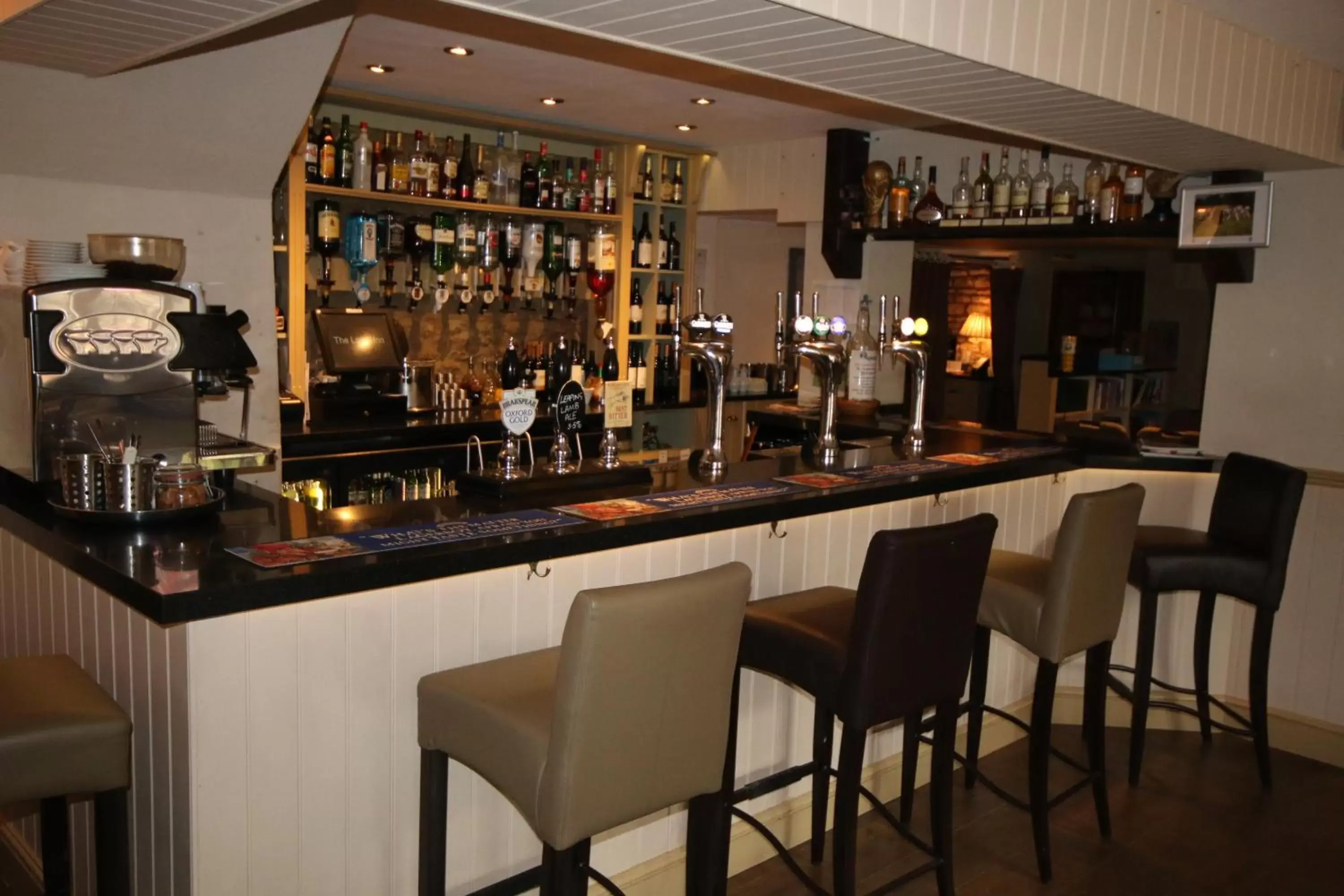 Lounge or bar, Lounge/Bar in The Lamb Inn