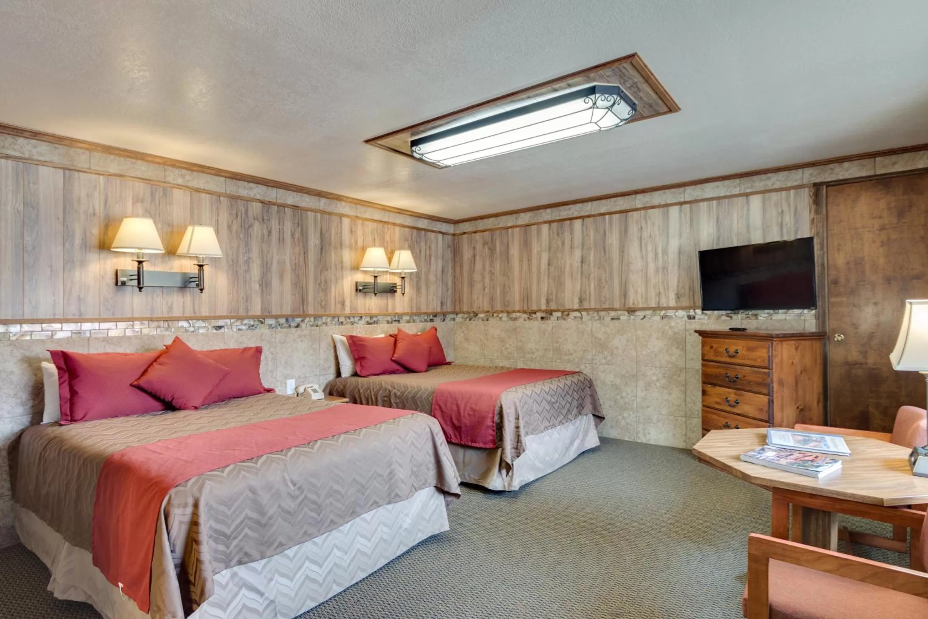 Bed in Zion Park Motel