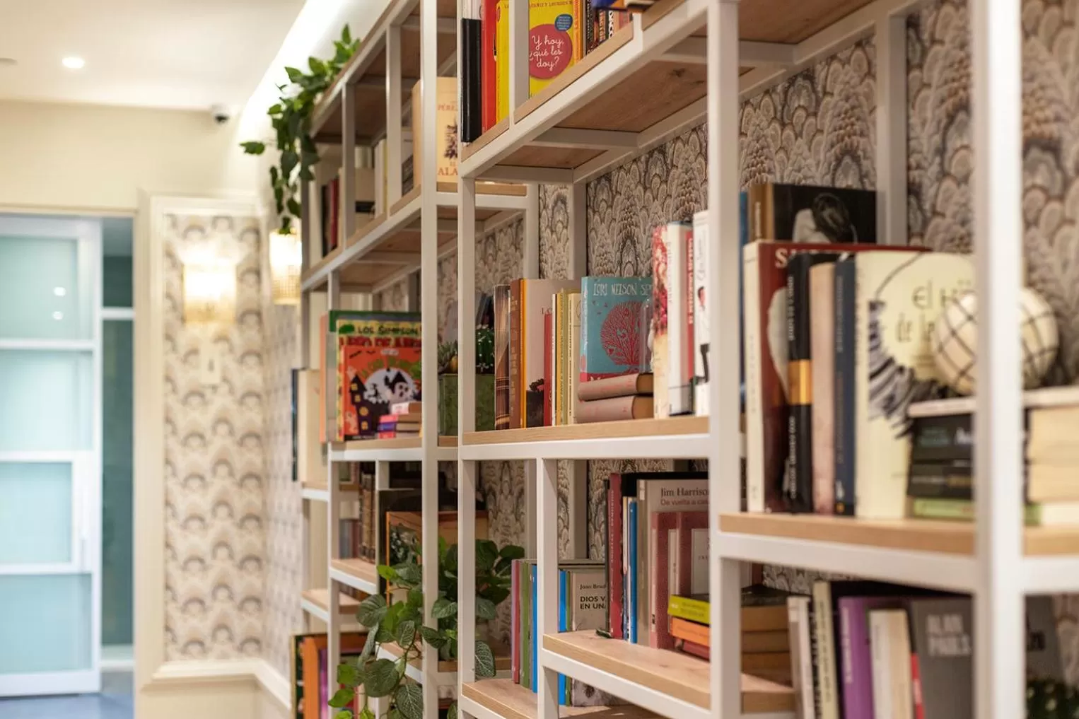 Library in Weflating City Center