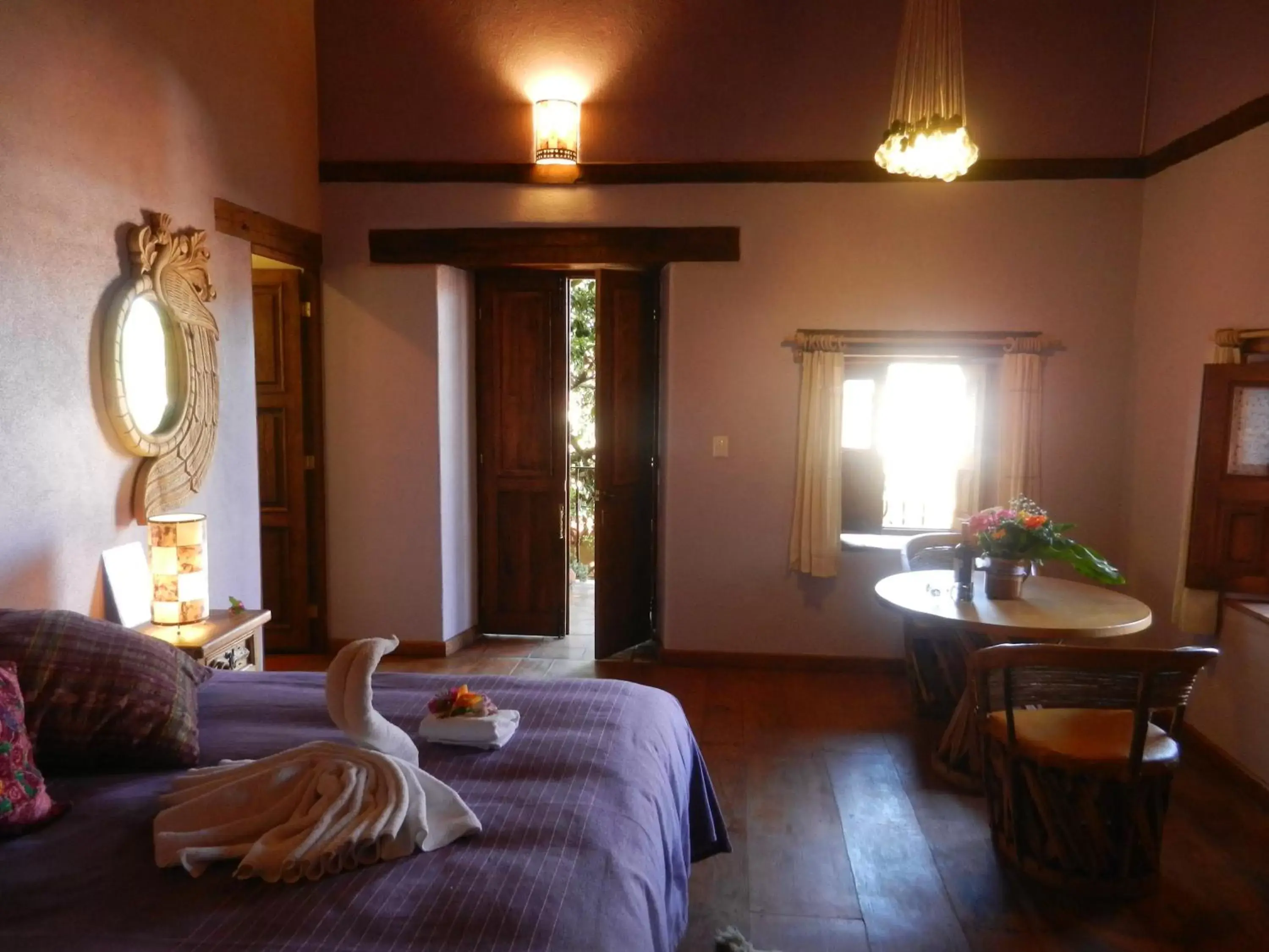 Photo of the whole room, Bed in Posada Yolihuani