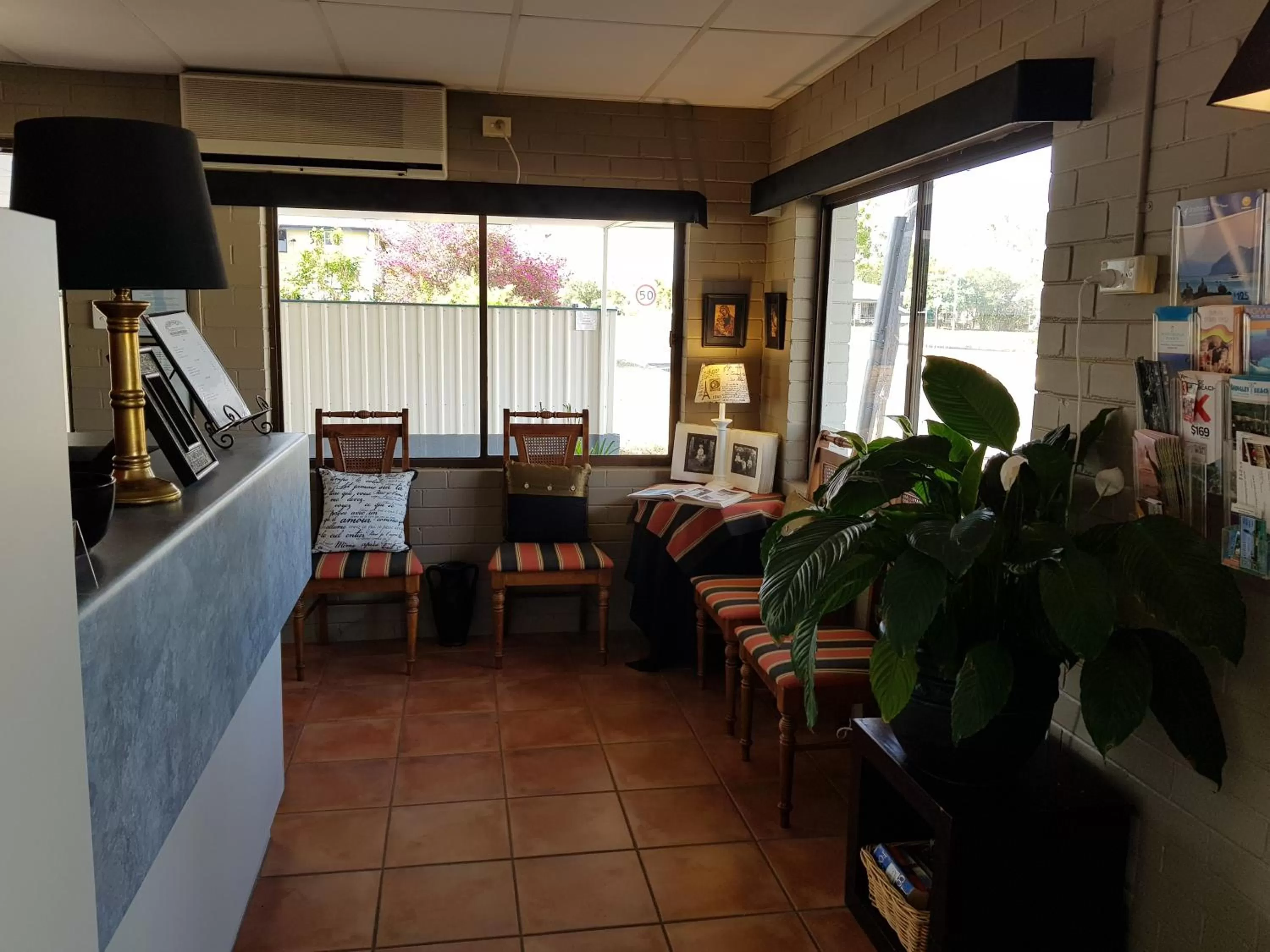 Lobby or reception in Peppercorn Motel