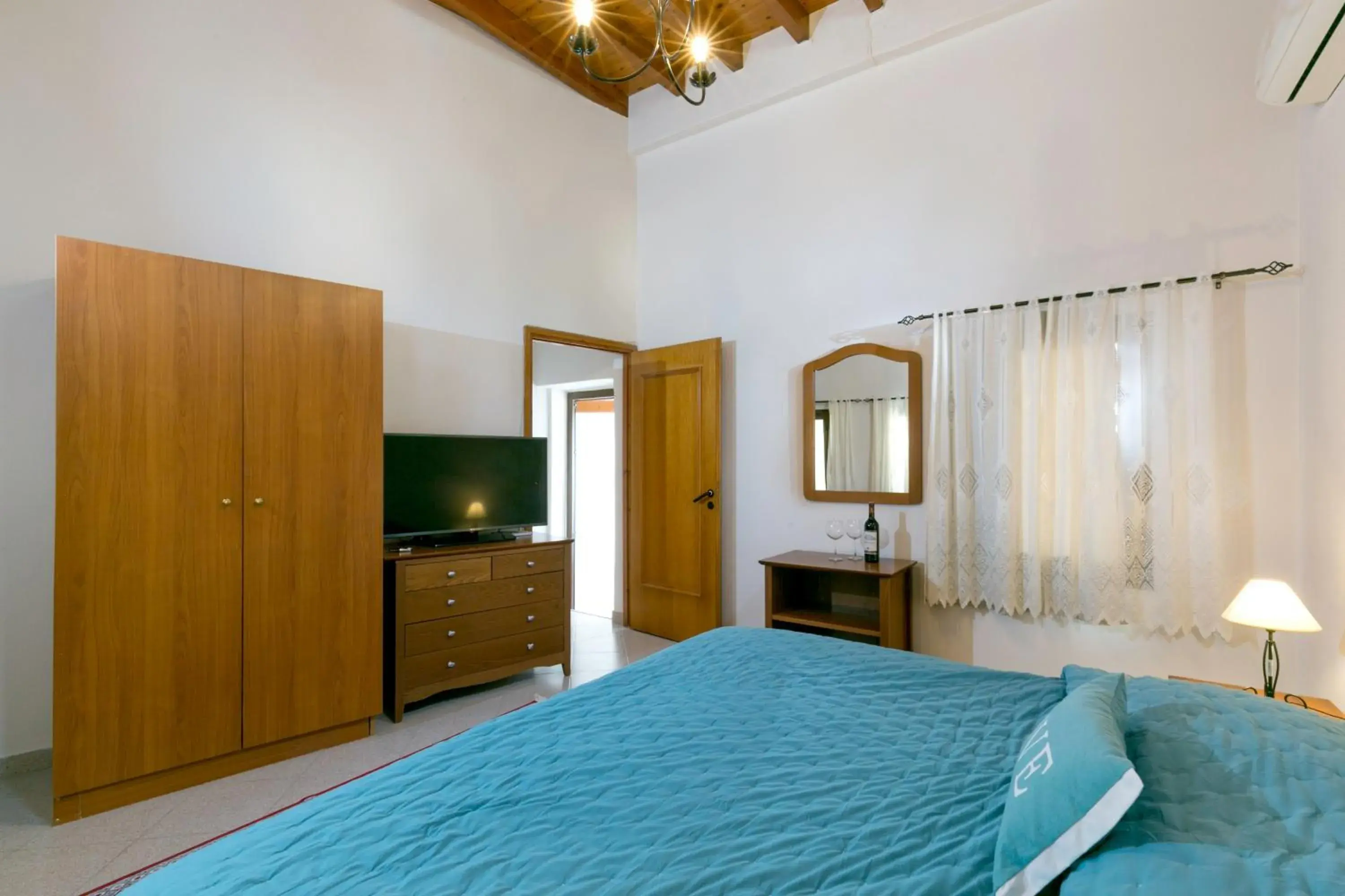 Bedroom, Room Photo in Evdokia Hotel