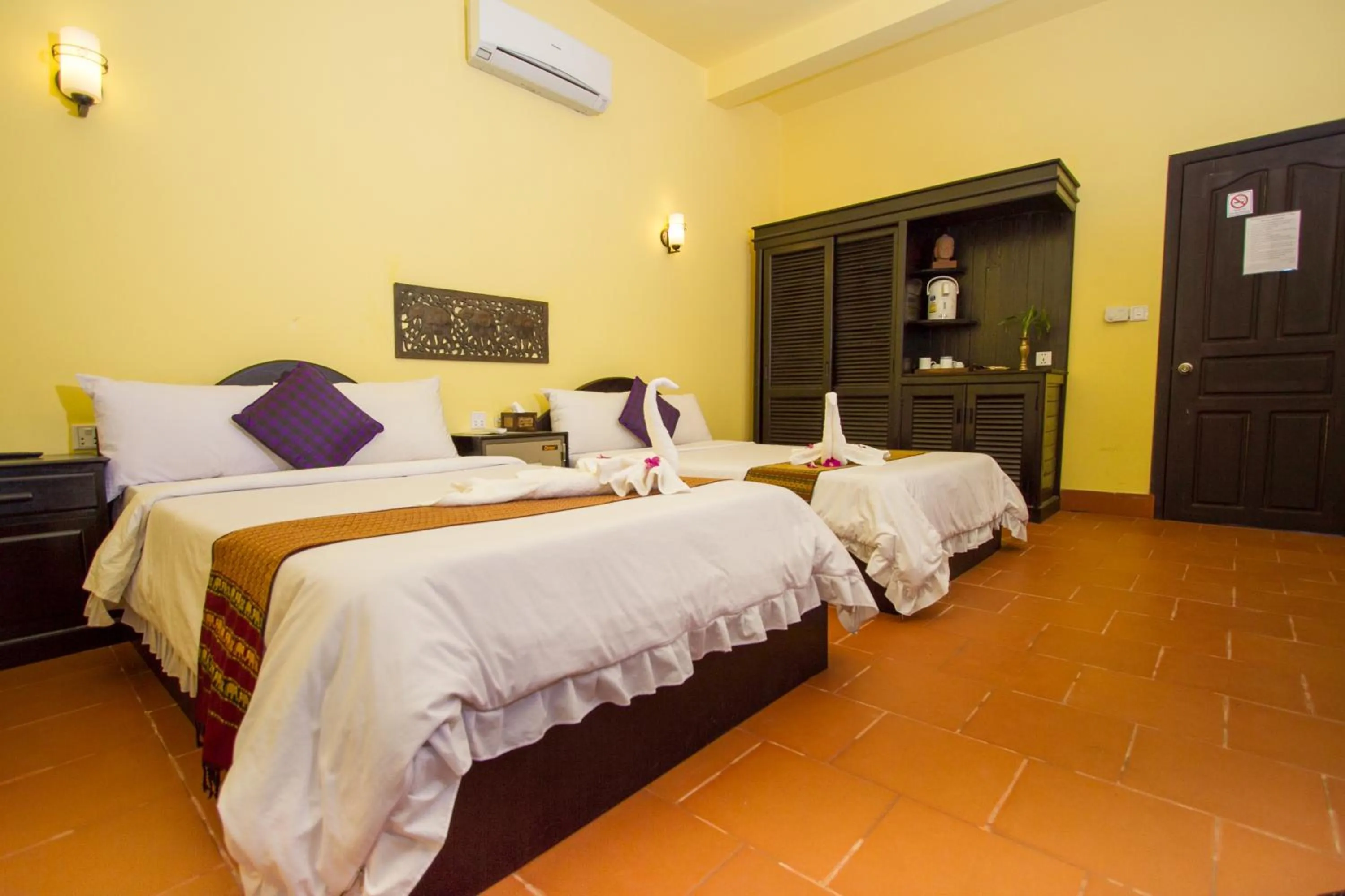 Photo of the whole room, Bed in Sonalong Boutique Village & Resort