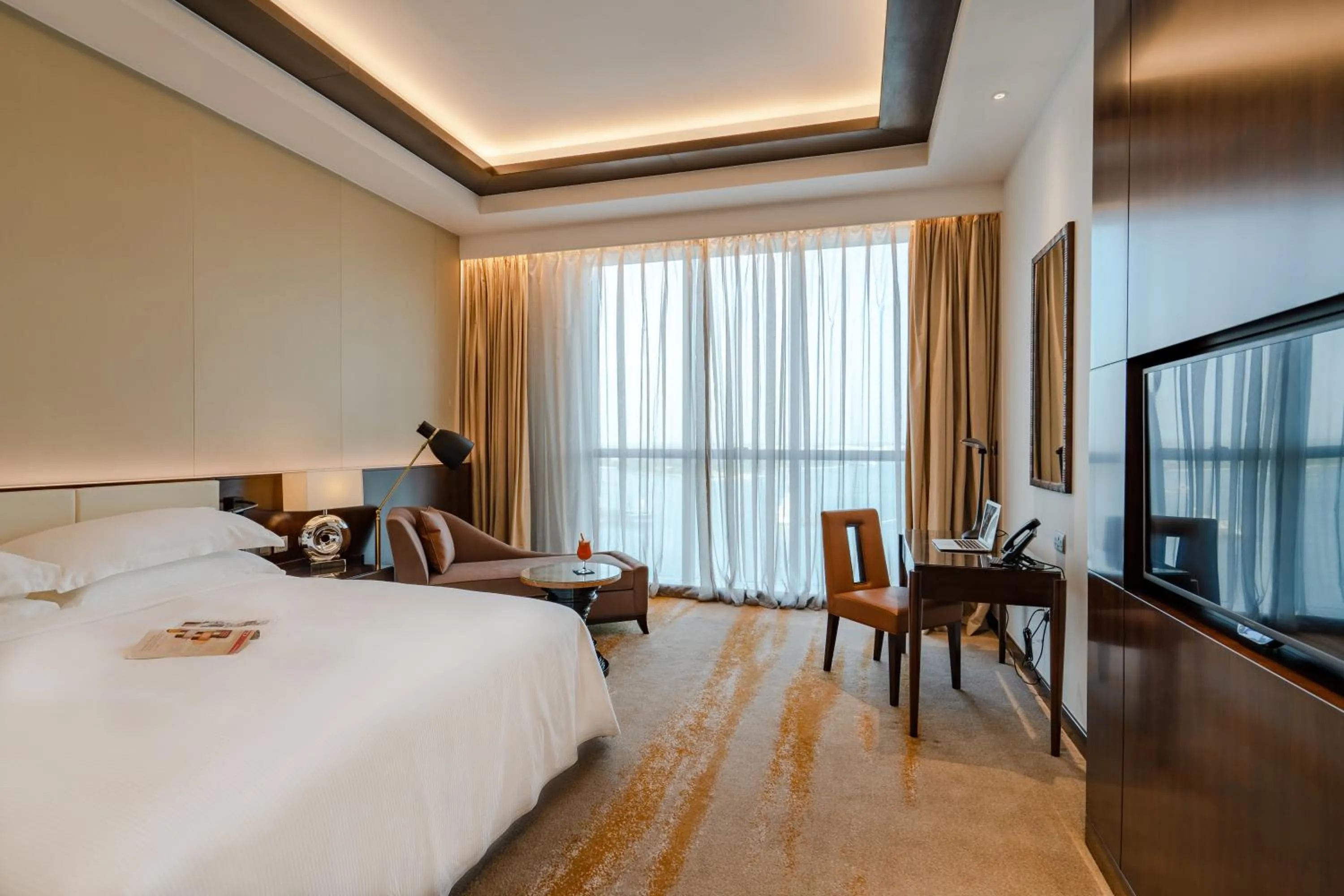 TV and multimedia, Bed in Johari Rotana