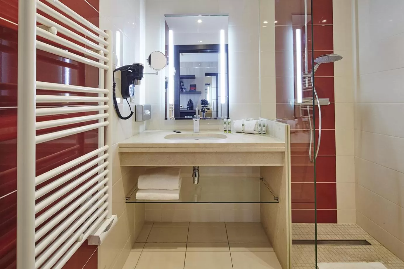 Double Room in Kyriad Prestige Lyon Est - Saint Priest Eurexpo Hotel and SPA