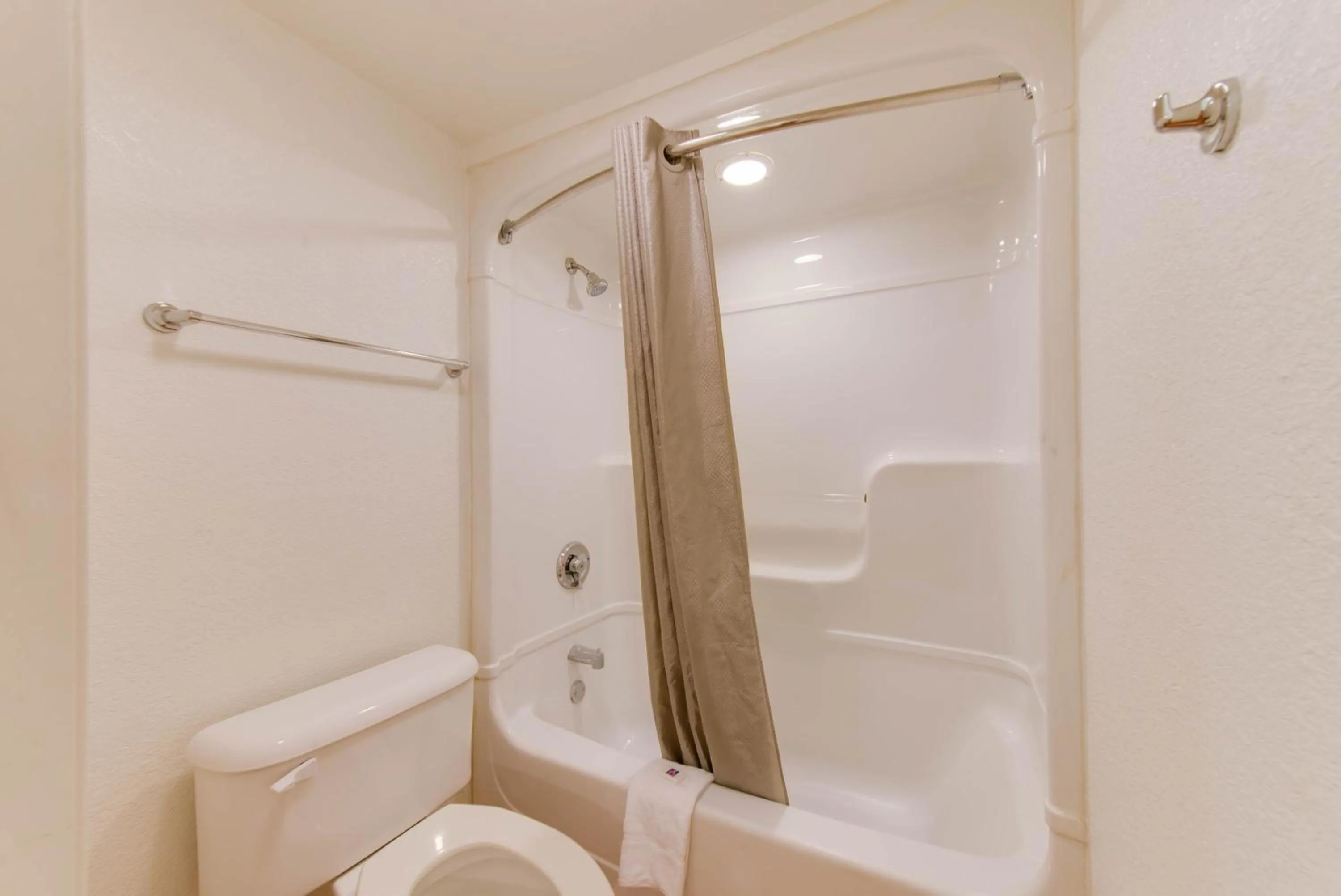 Shower in Motel 6-Norfolk, VA