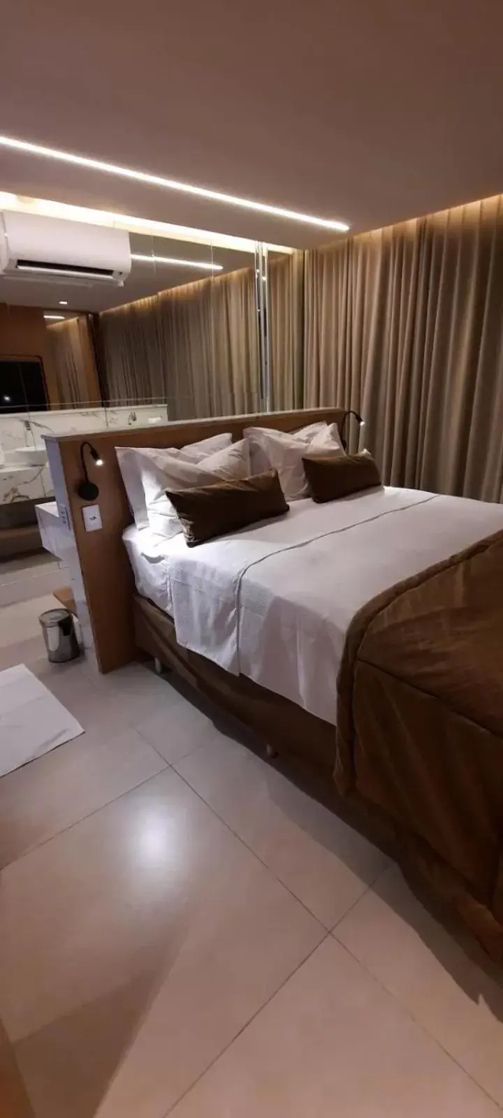 Bed in Marano Hotel