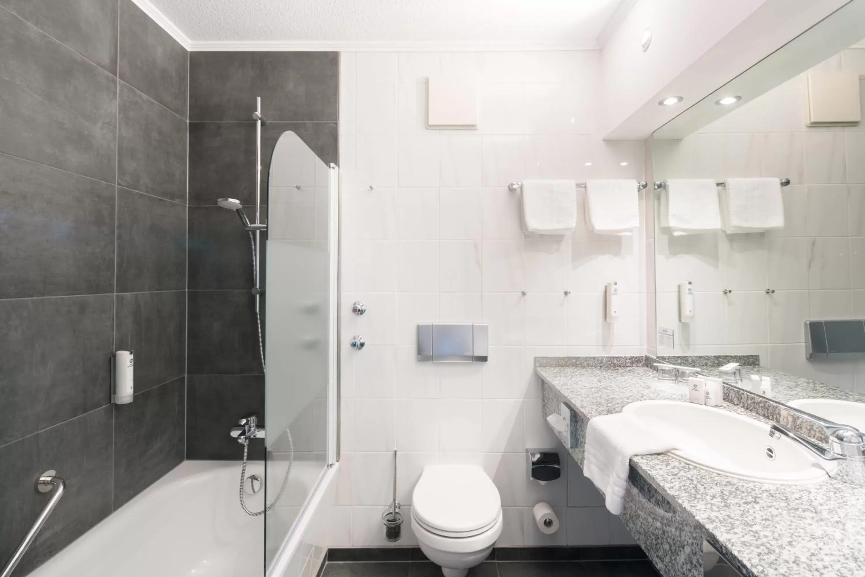 Bathroom in Best Western Hotel Am Papenberg