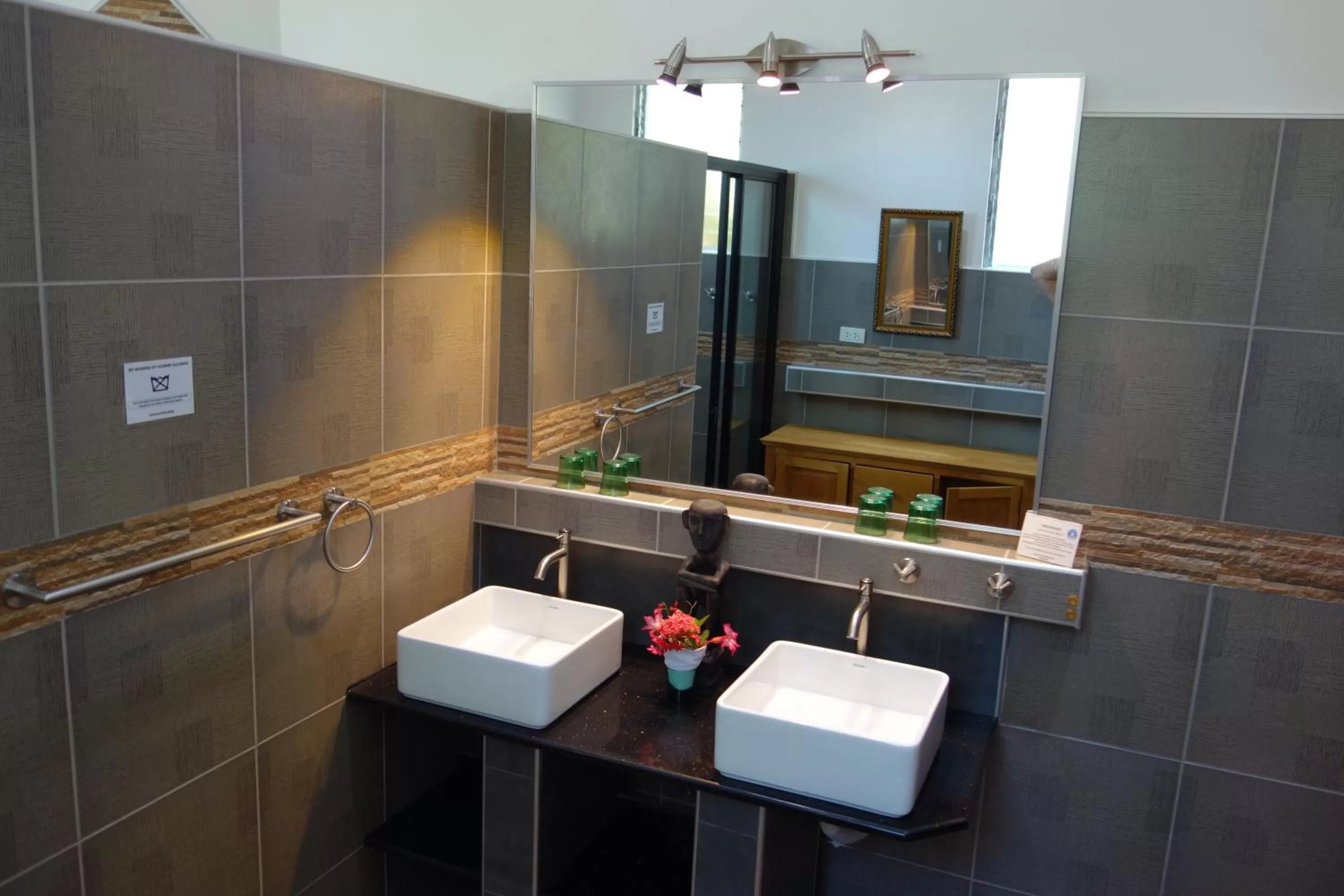 Bathroom in Alona's Coral Garden Resort (Adult-Only)