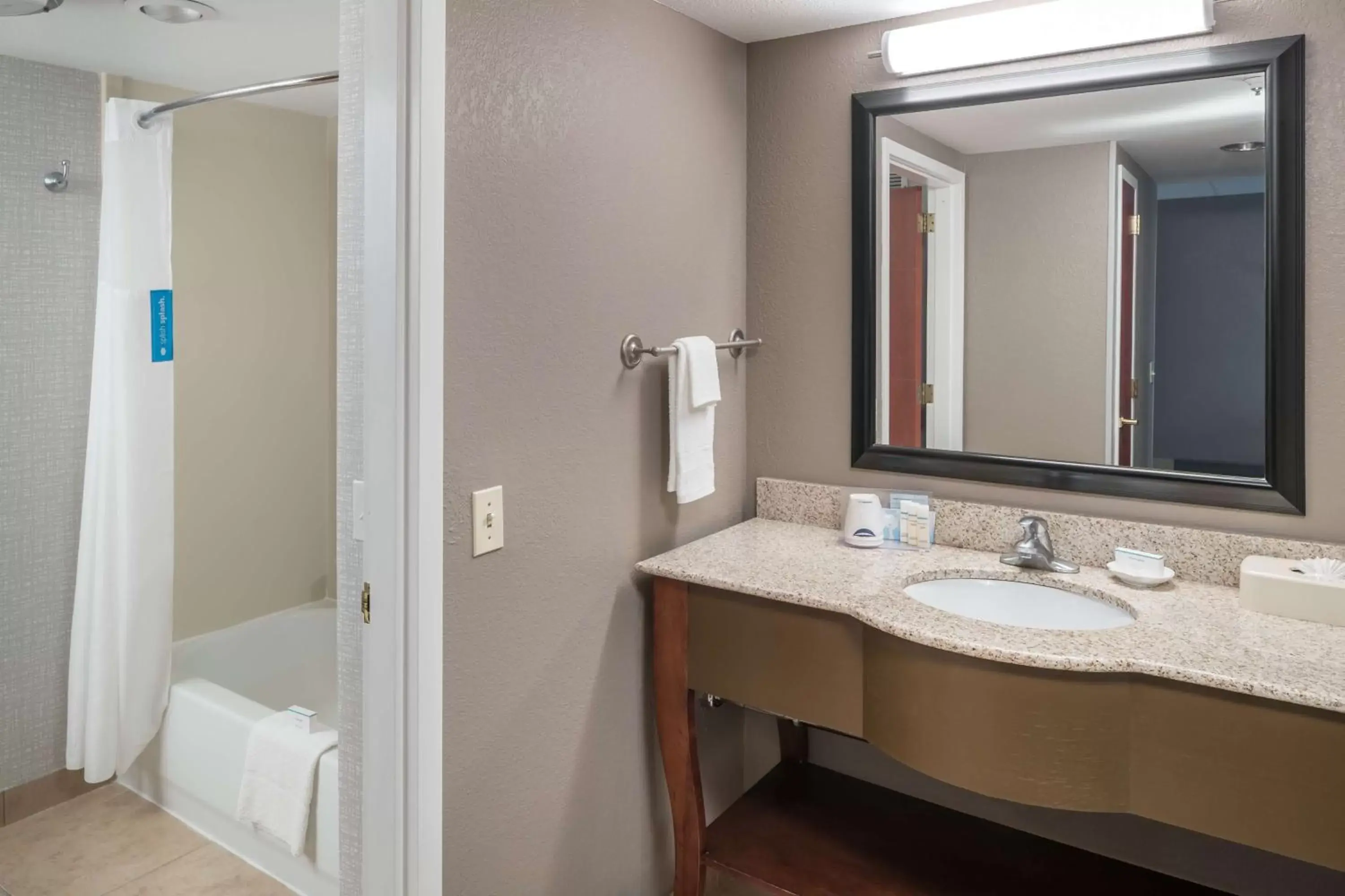 Bathroom in Hampton Inn & Suites Chicago North Shore