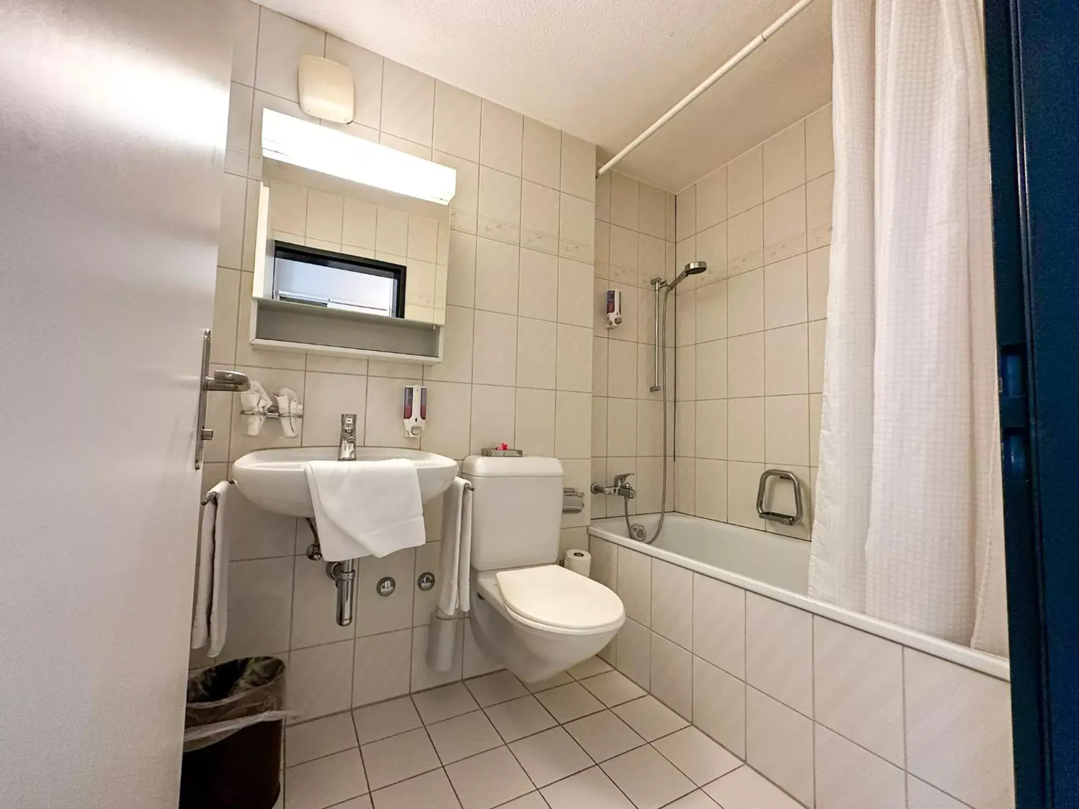 Bathroom in Seehotel Riviera at Lake Lucerne