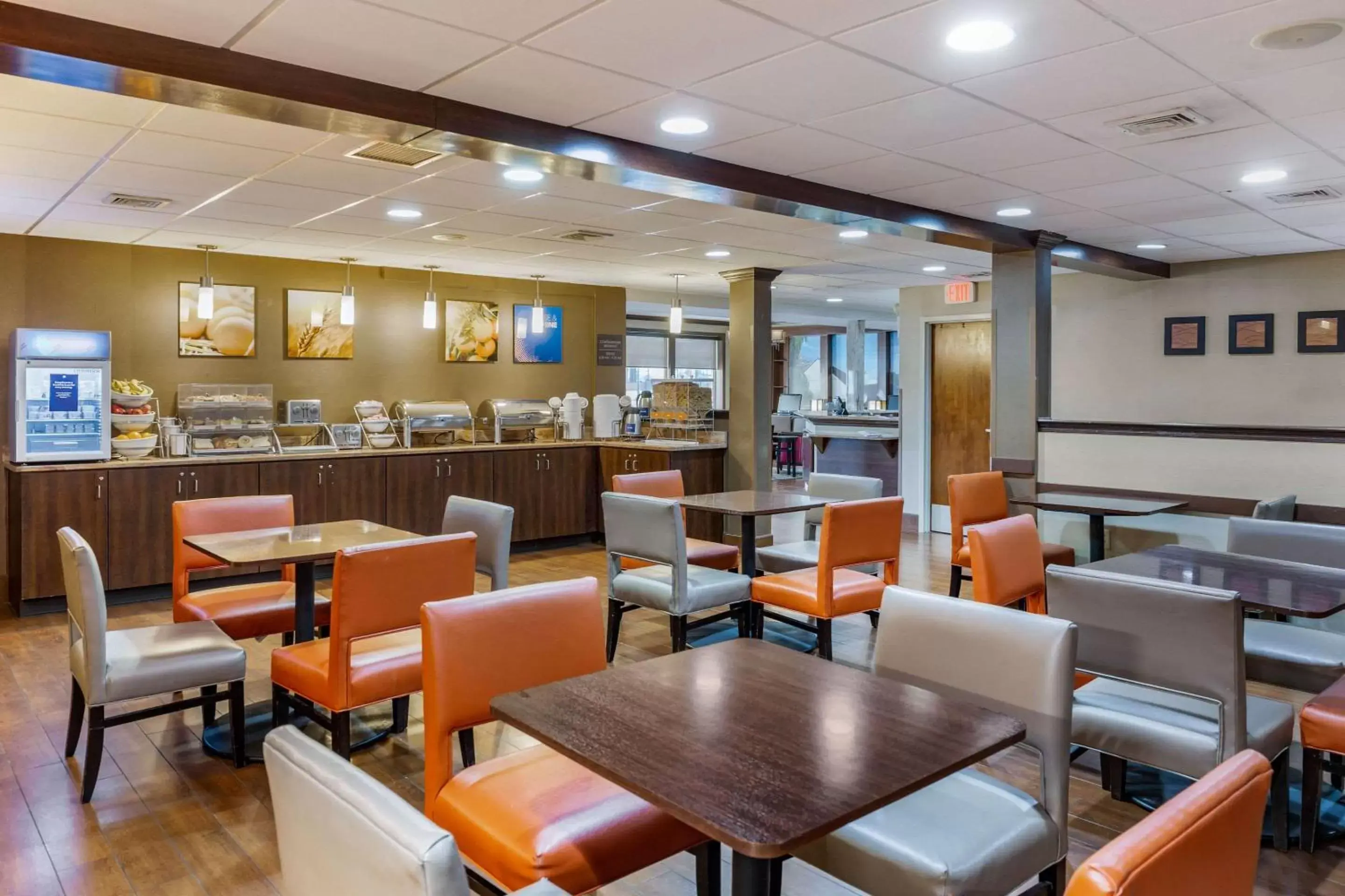 Restaurant/places to eat in Comfort Inn Lancaster at Rockvale Restaurant/places to eat in Comfort Inn Lancaster at Rockvale