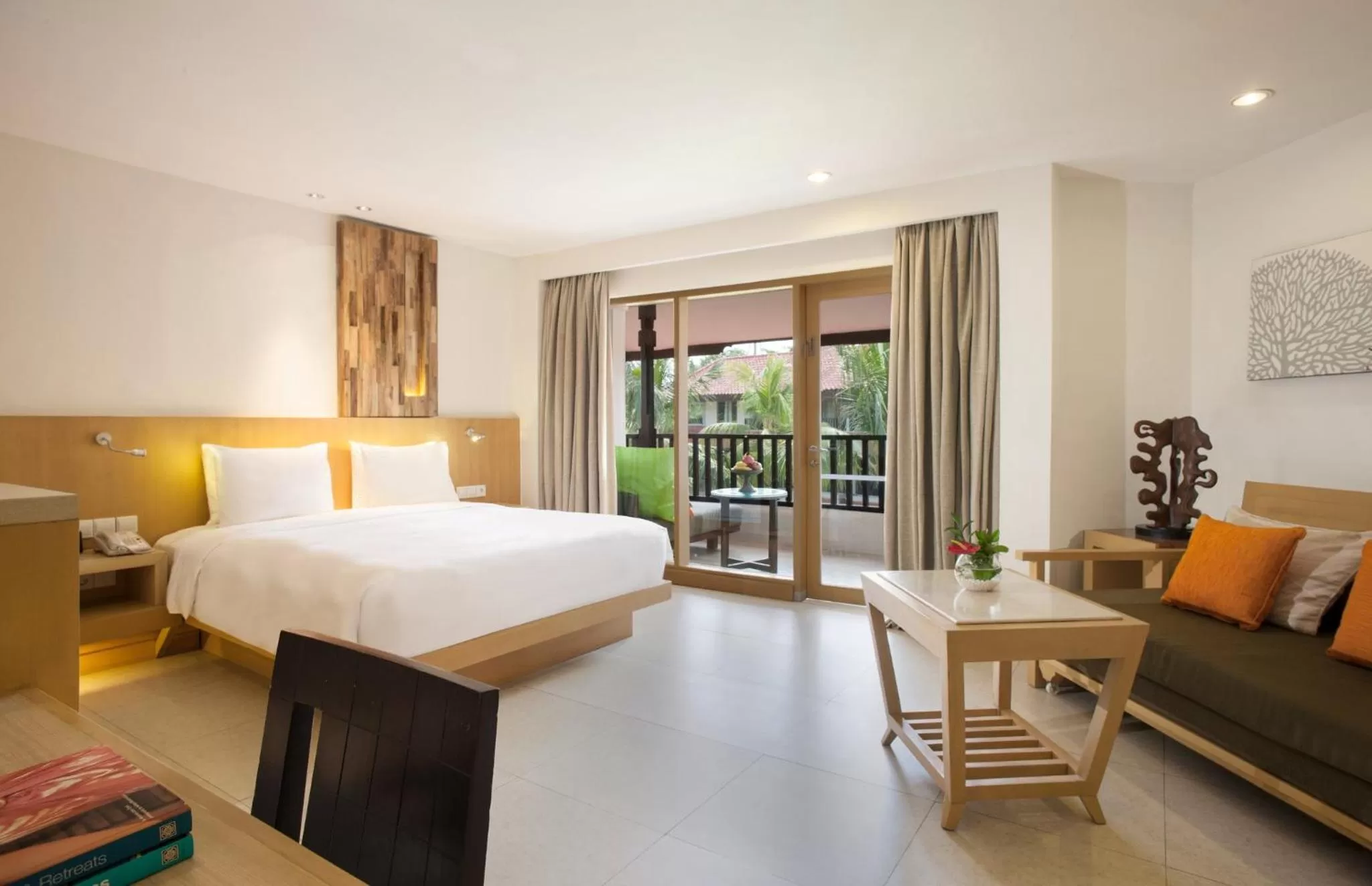 Photo of the whole room, Bed in Holiday Inn Resort Baruna Bali by IHG