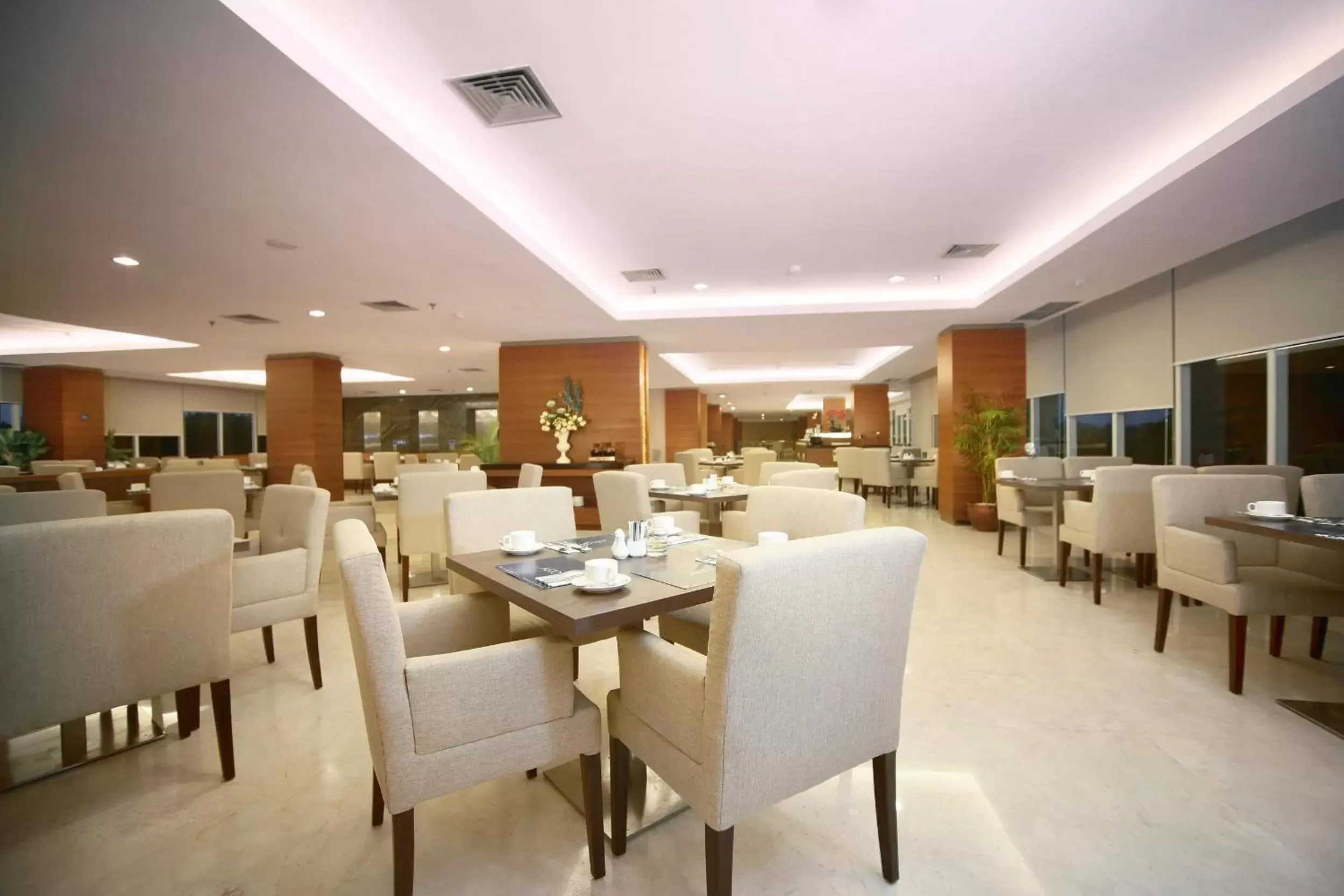 Restaurant/places to eat in Aston Madiun Hotel & Conference Center Restaurant/places to eat in Aston Madiun Hotel & Conference Center