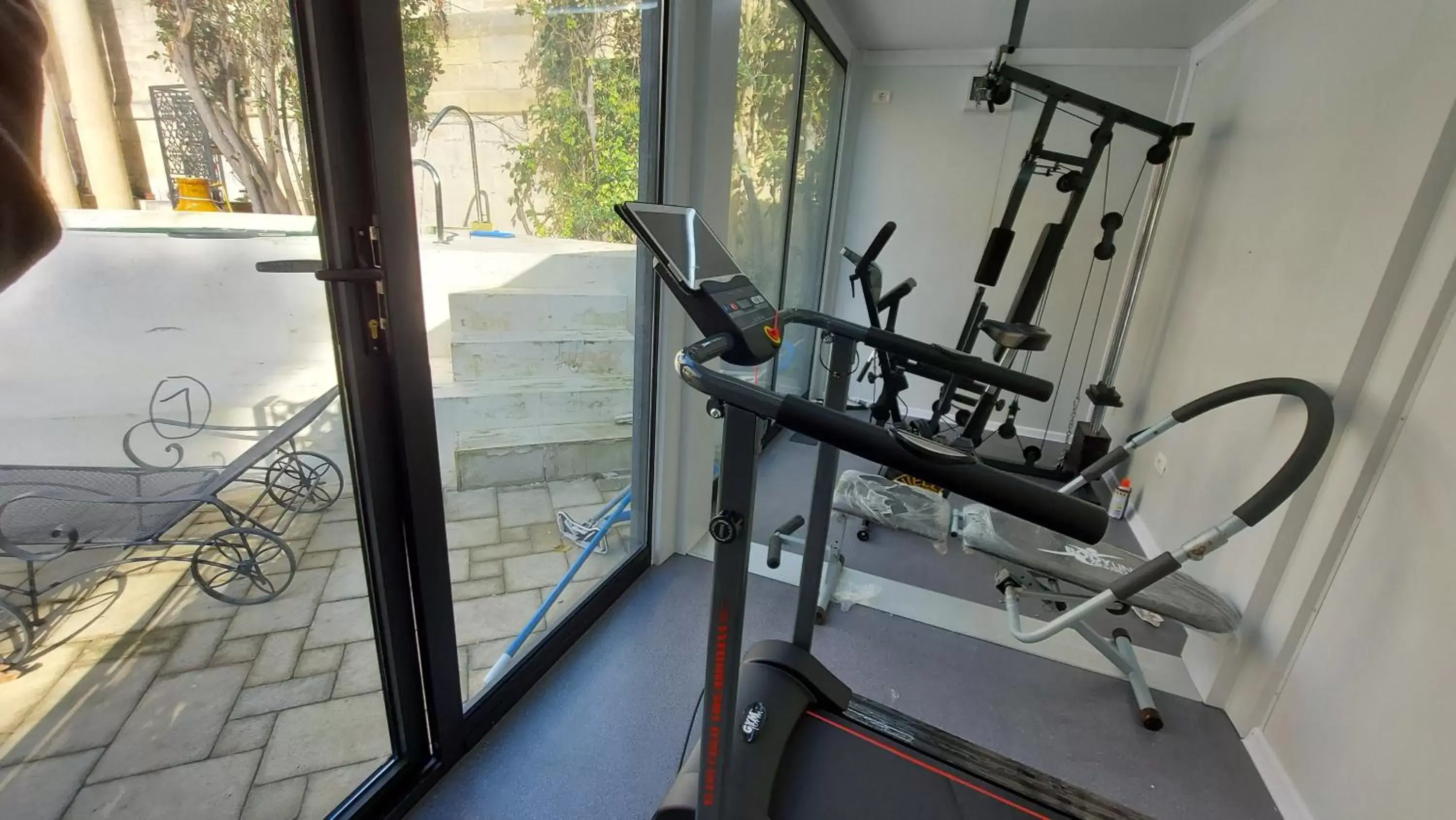 Fitness Center/Facilities in Dimora Charleston Lecce parcheggio privato in loco gratis