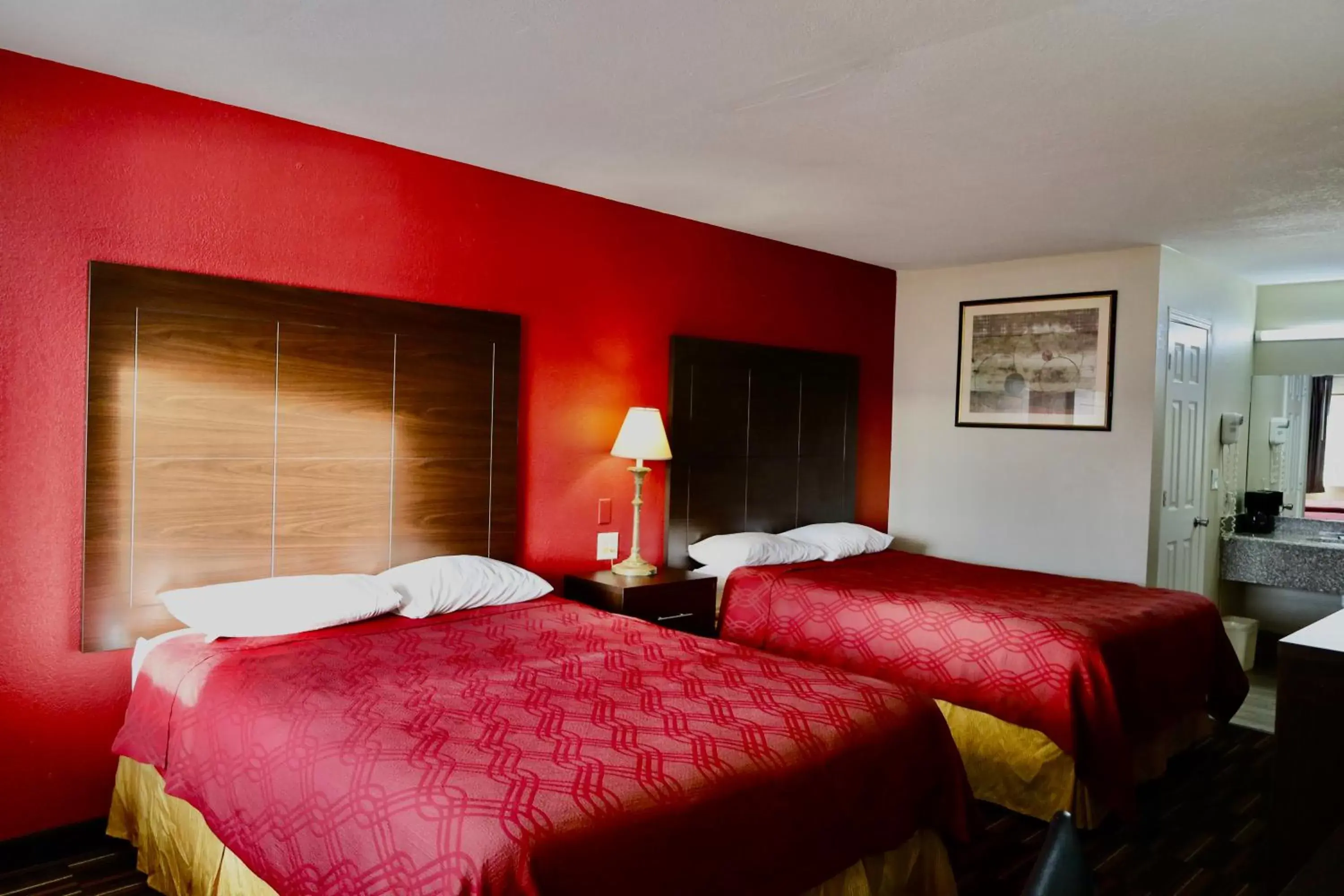 Bed in Rodeway Inn - Pauls Valley