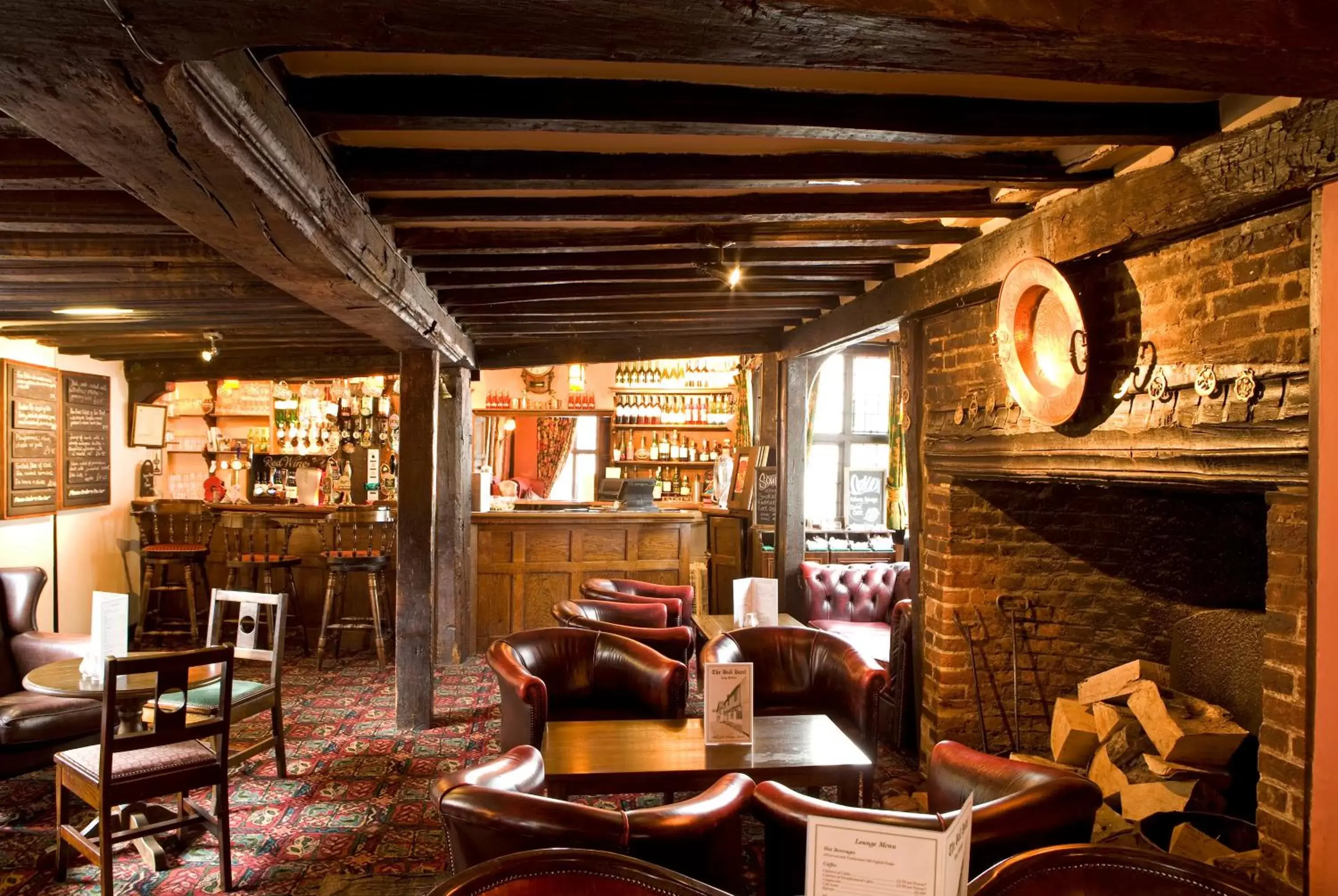 Lounge or bar, Lounge/Bar in Bull Hotel by Greene King Inns