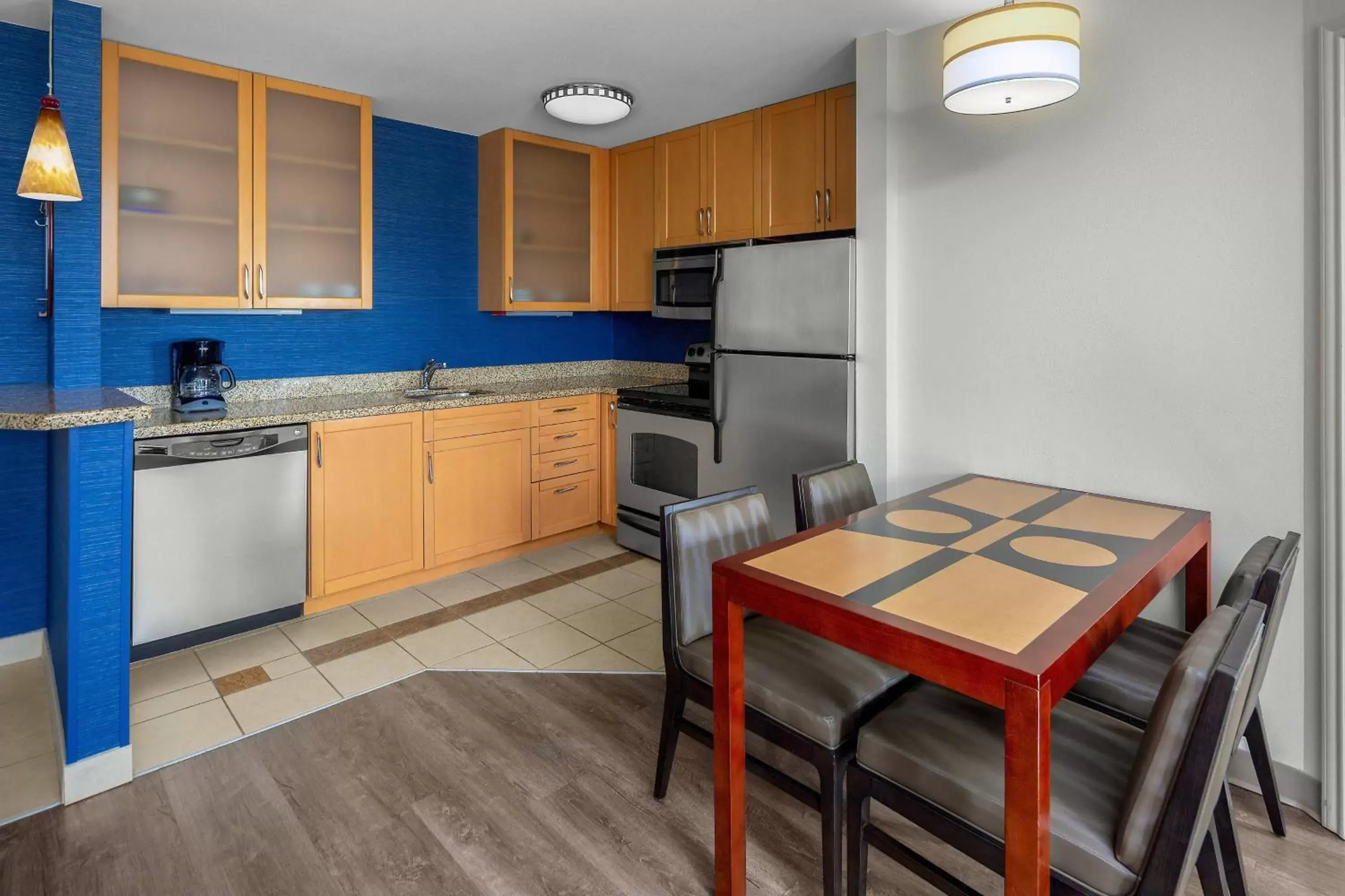 Bedroom, Kitchen/Kitchenette in Residence Inn by Marriott Houston Katy Mills