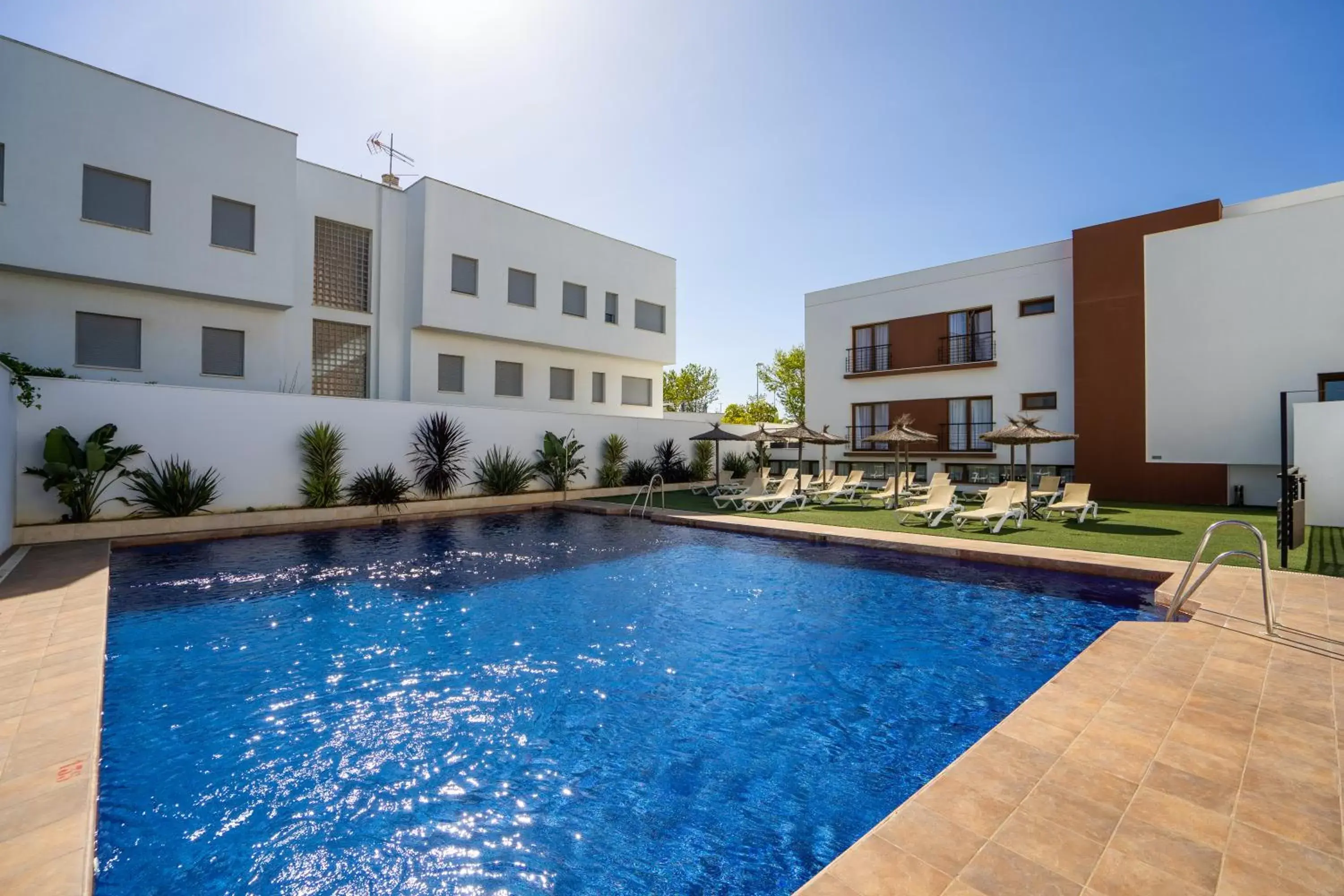 Swimming Pool in Hotel Andalussia