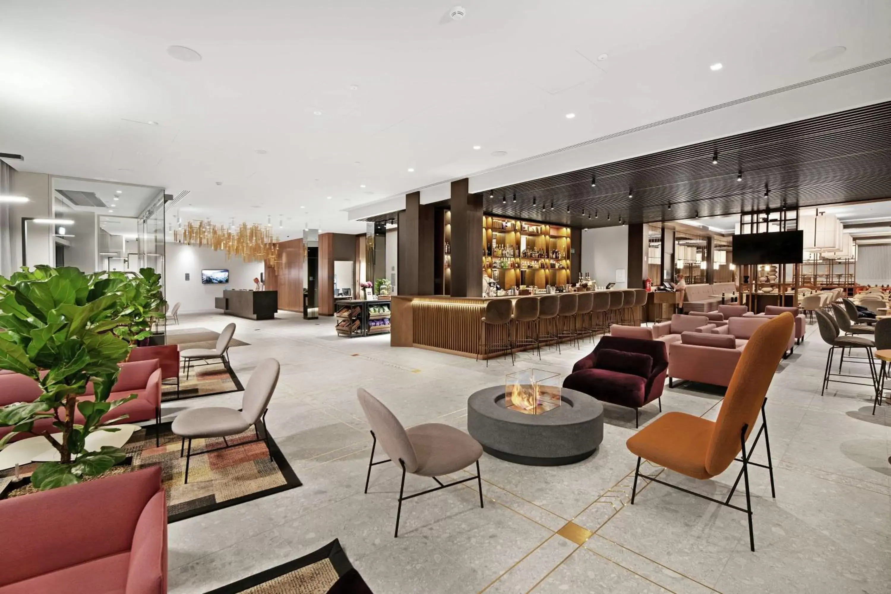 Lobby or reception, Lounge/Bar in Hilton Garden Inn Vilnius City Centre