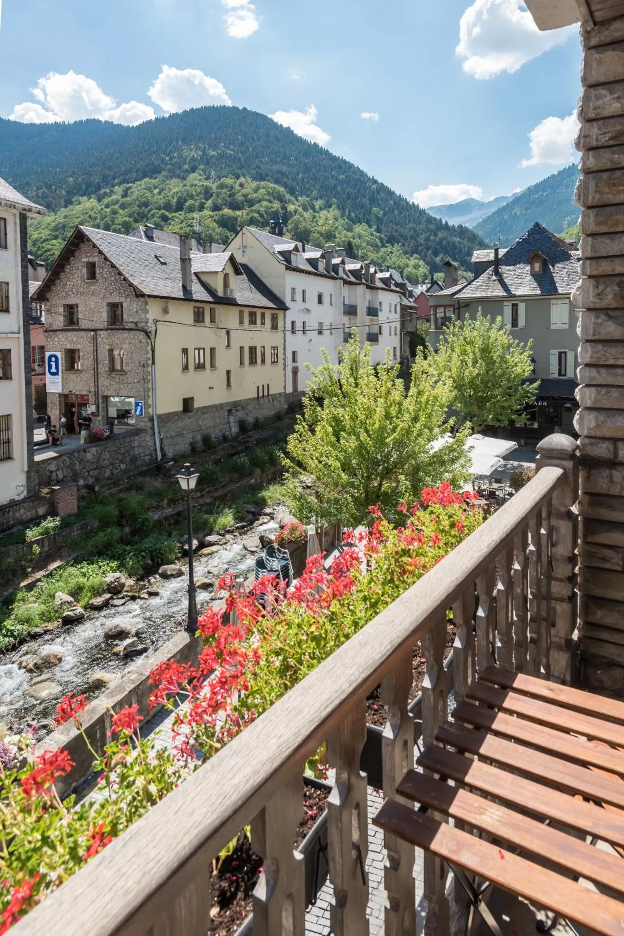 Balcony/Terrace in Riu Nere Mountain Hotel