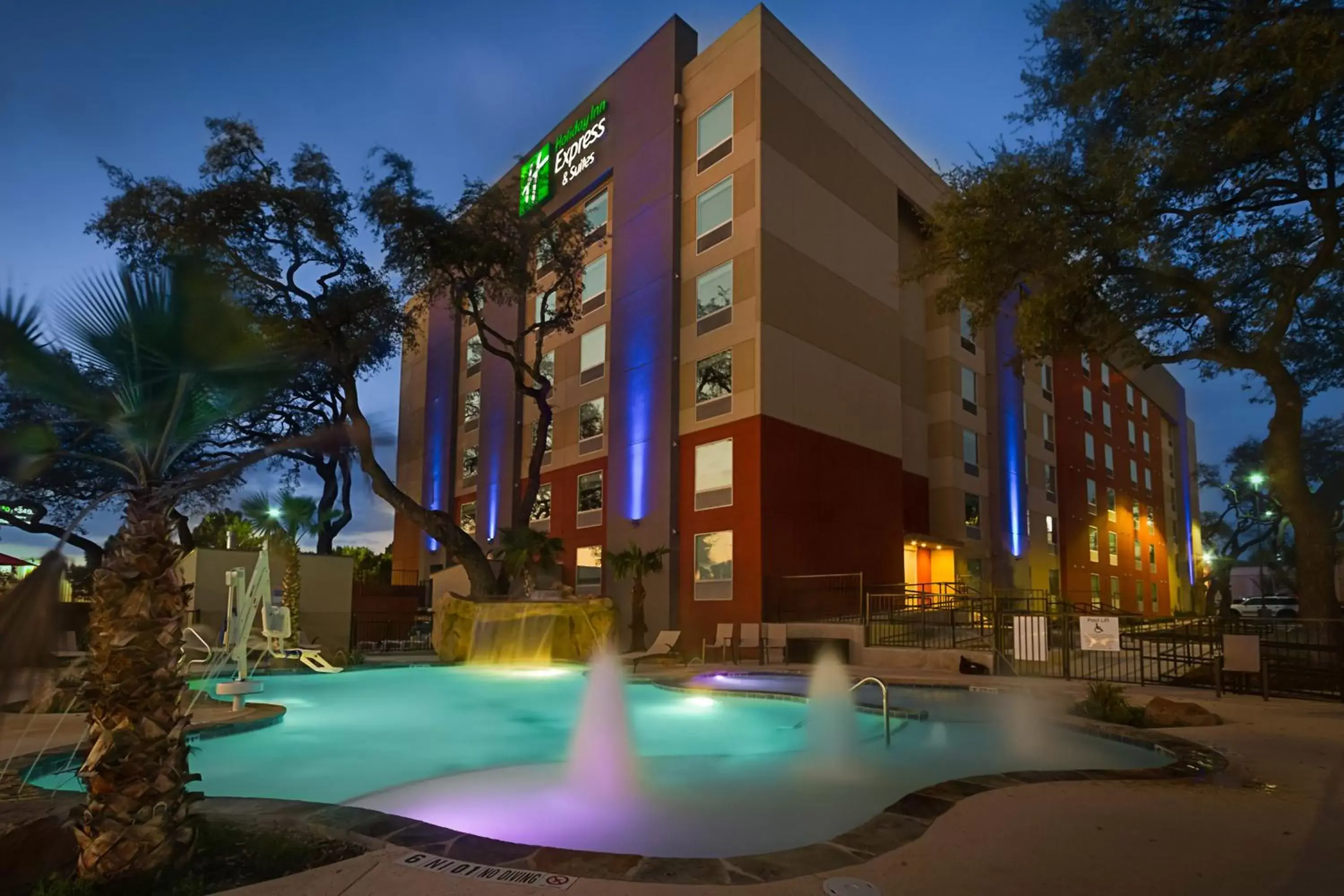 Property Building in Holiday Inn Express & Suites San Antonio Medical Center North, an IHG Hotel