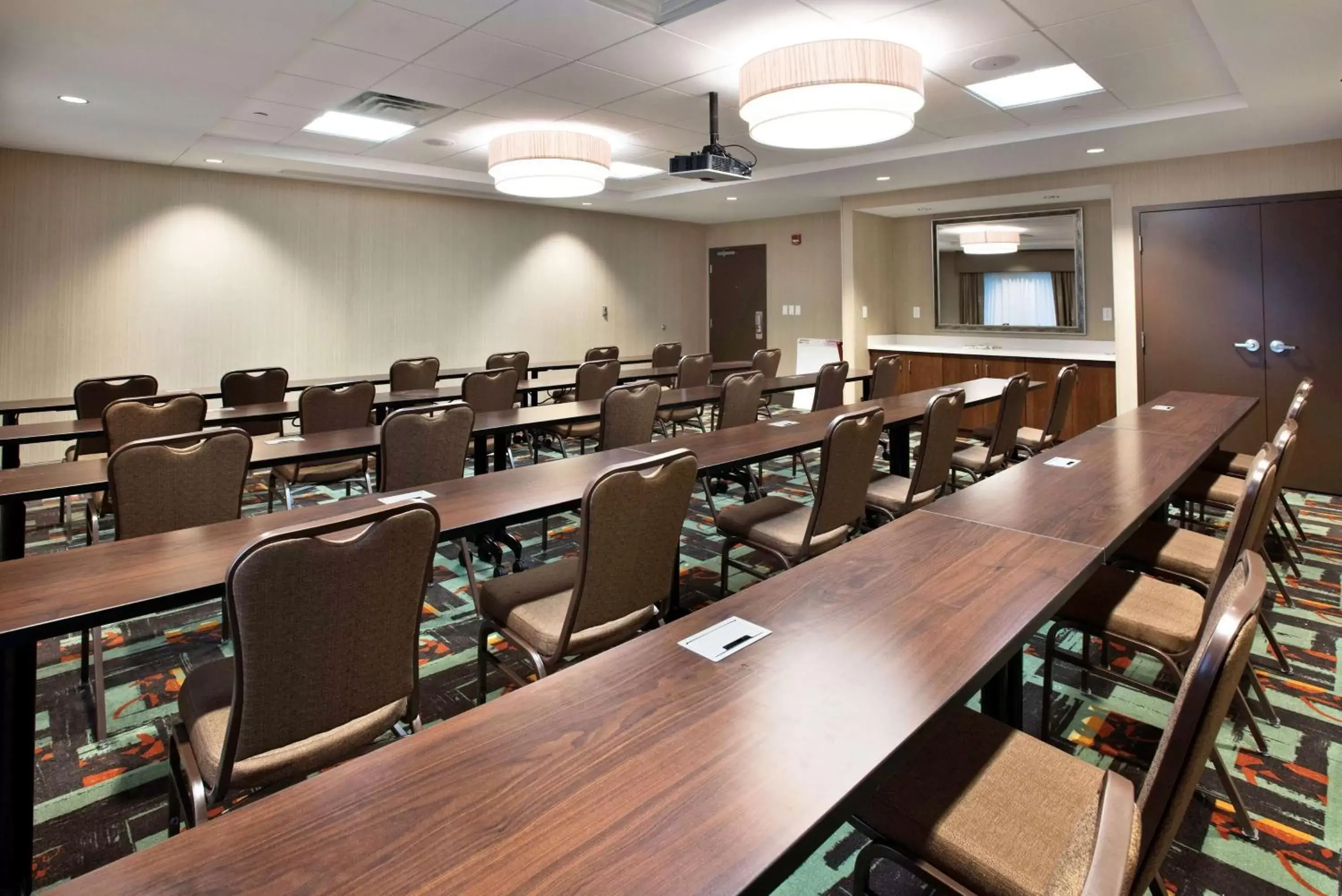 Meeting/conference room in Hilton Garden Inn Minneapolis Airport Mall of America