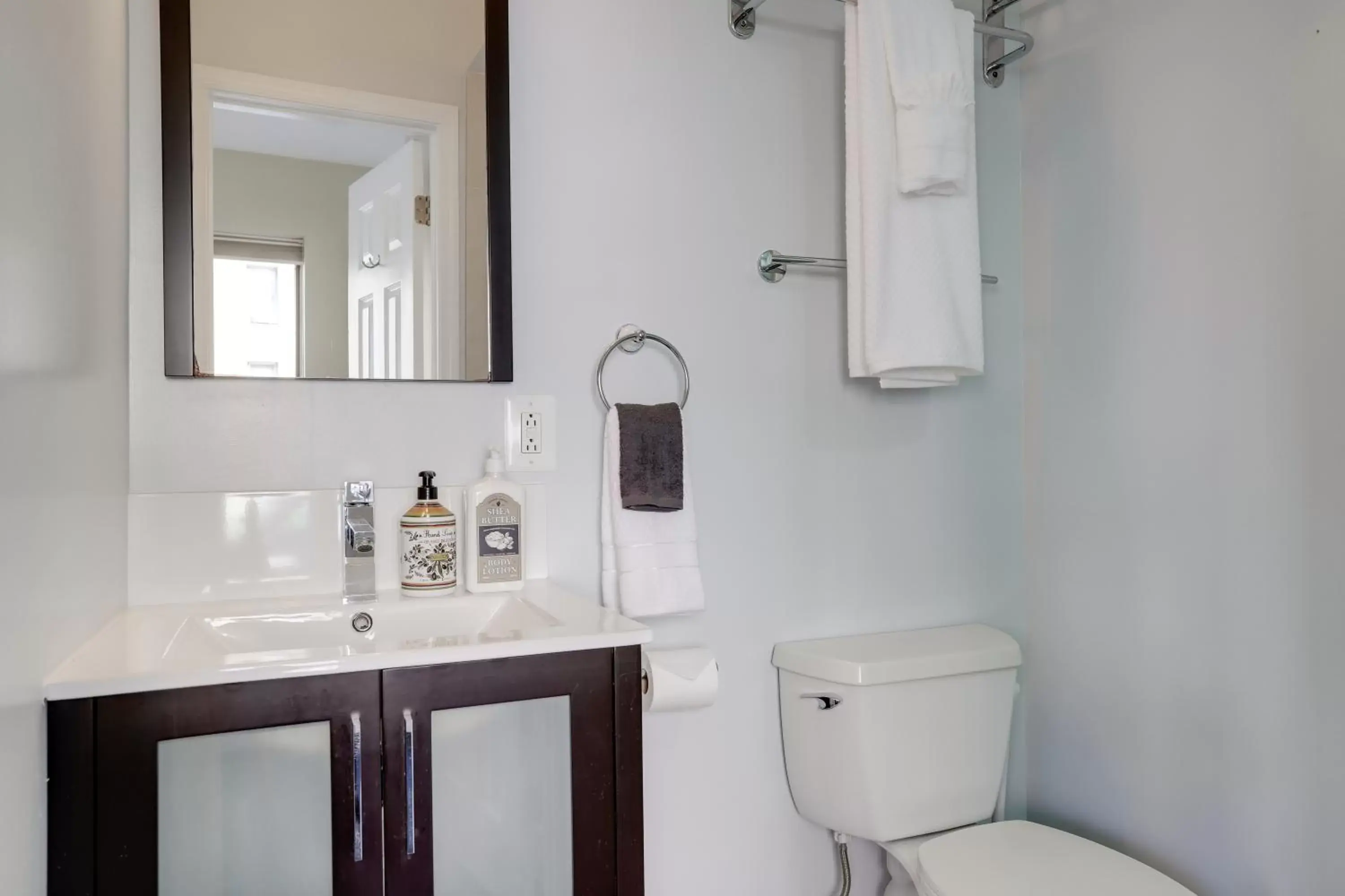 Bathroom in Sojourn at DuPont Place