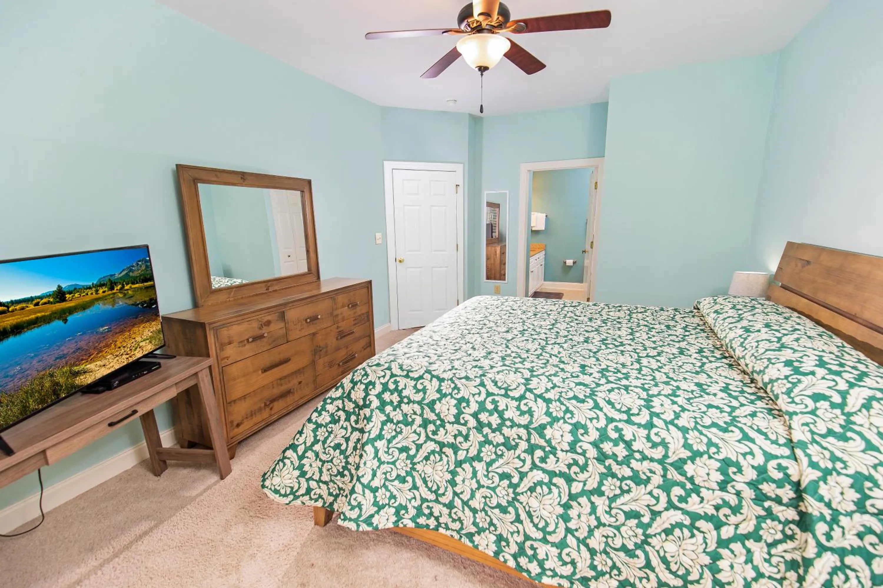 Bedroom, Bed in Grande Villas at World Tour Golf Resort