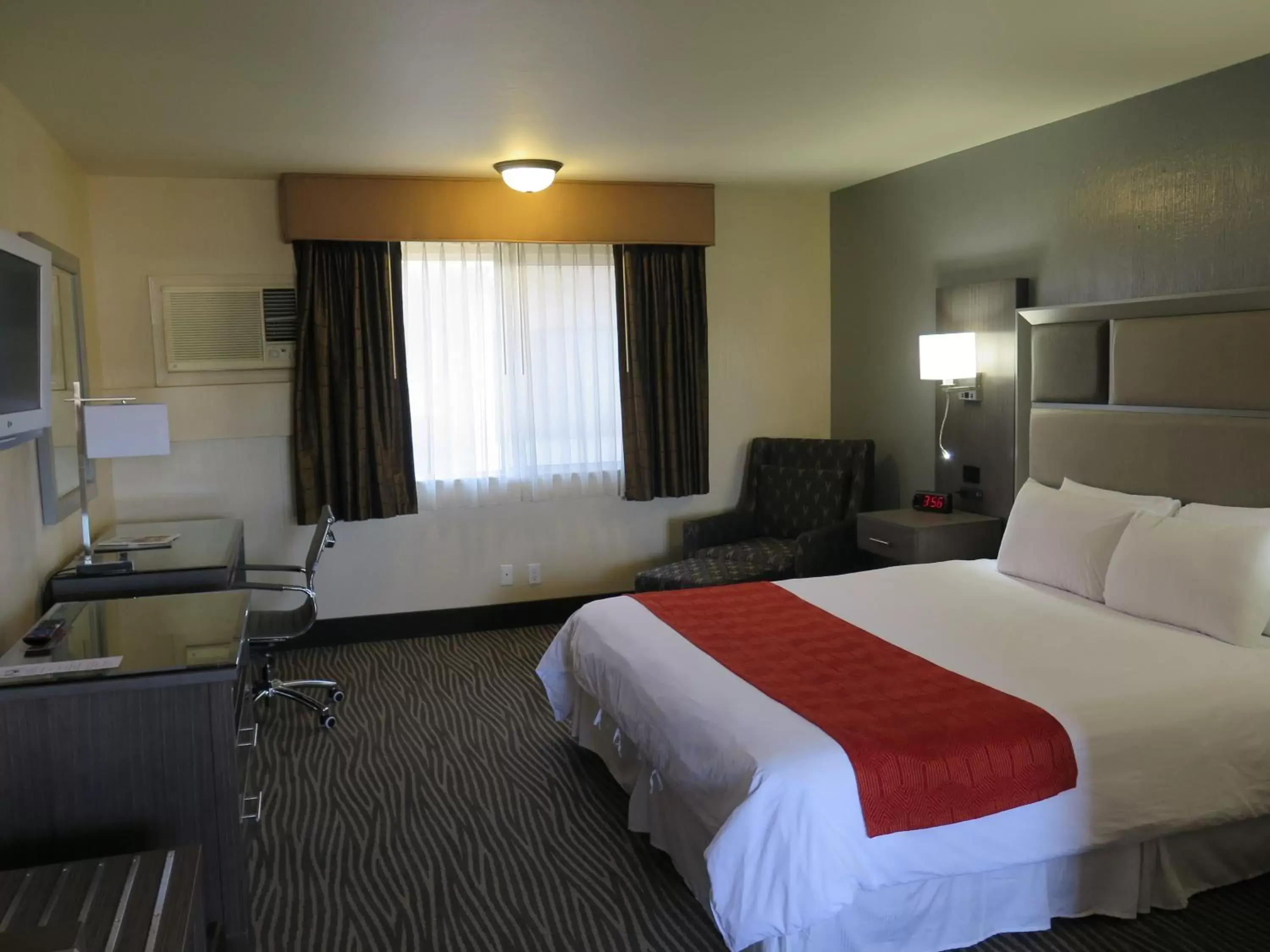 Day, Room Photo in Bonanza Inn and Suites