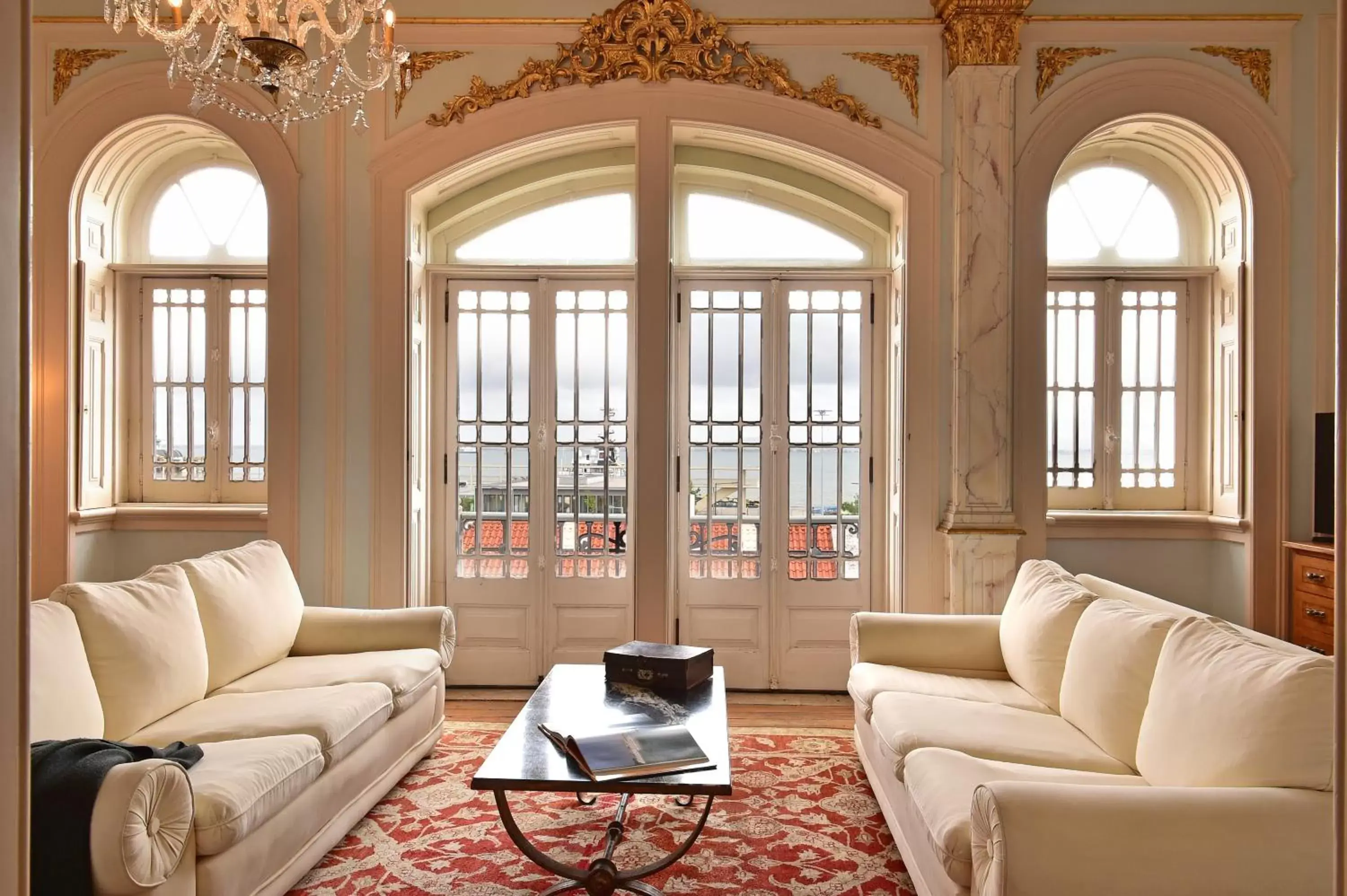 Living room in Palacete Chafariz Del Rei - by Unlock Hotels