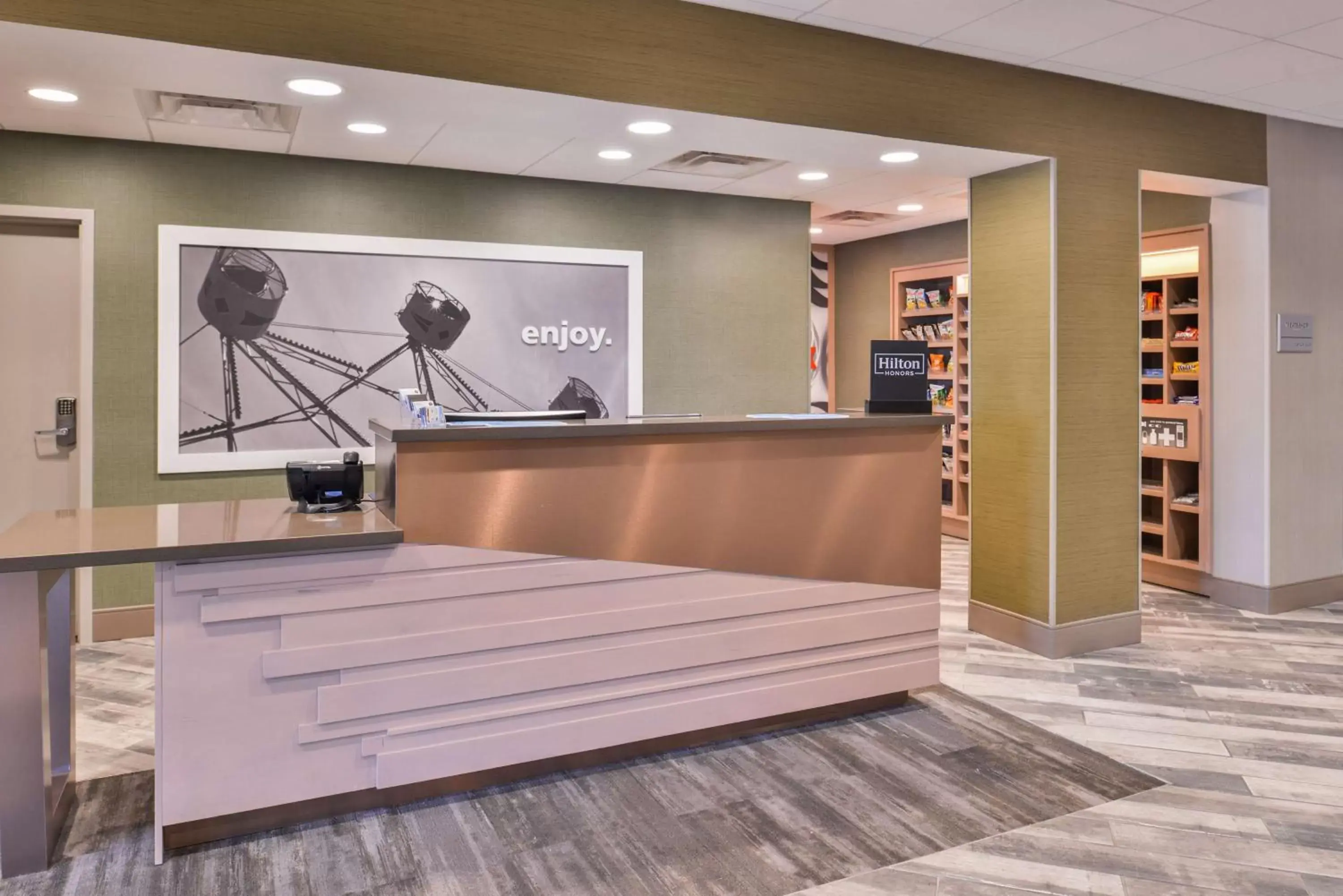 Lobby or reception in Hampton Inn and Suites Altoona-Des Moines by Hilton