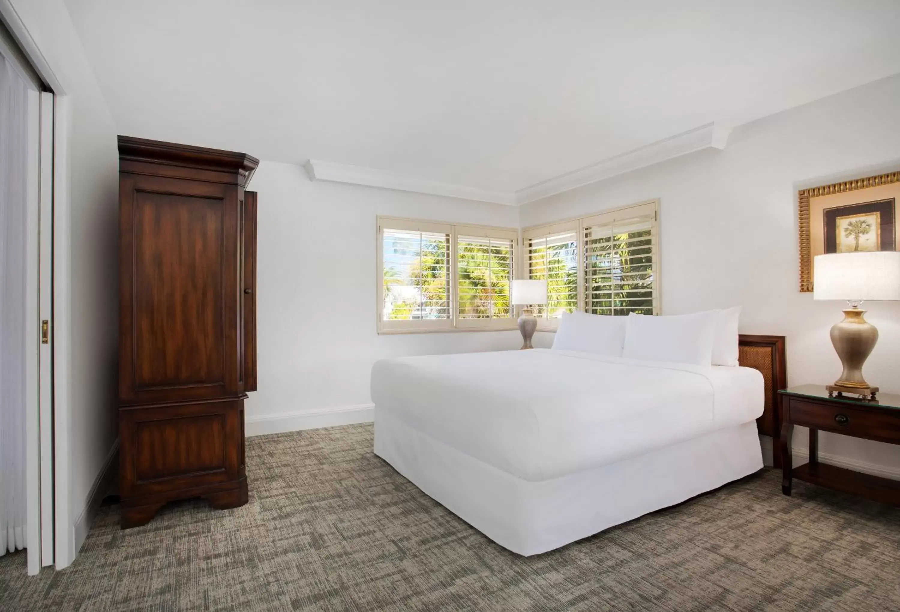 Bed in Saddlebrook Golf Resort & Spa Tampa North-Wesley Chapel