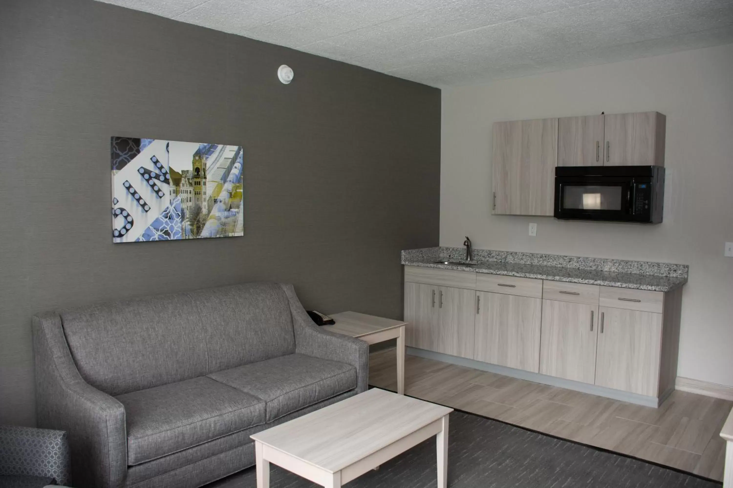 Seating Area in Best Western Plus Clarks Summit Scranton Hotel