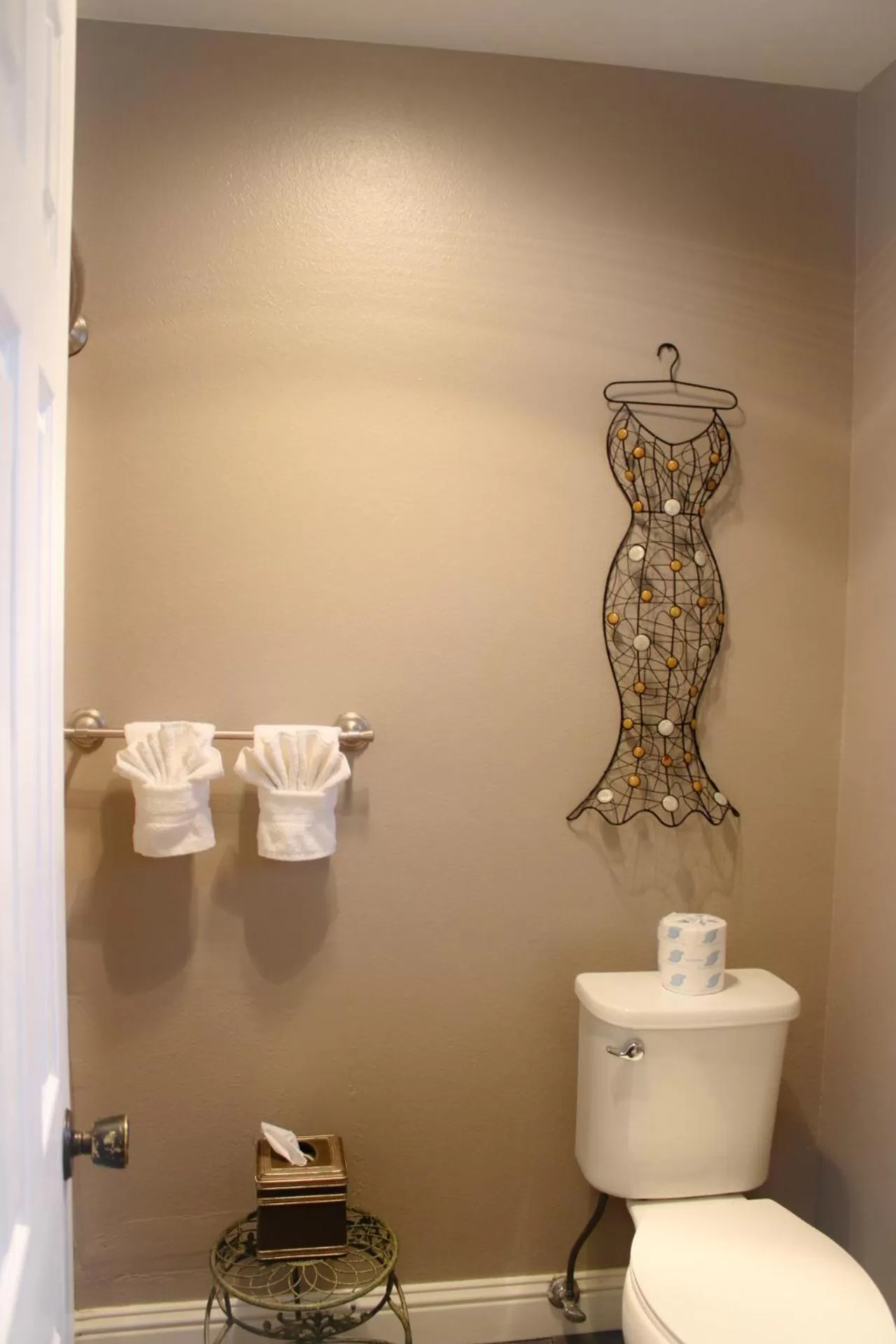 Toilet in The Alder Inn