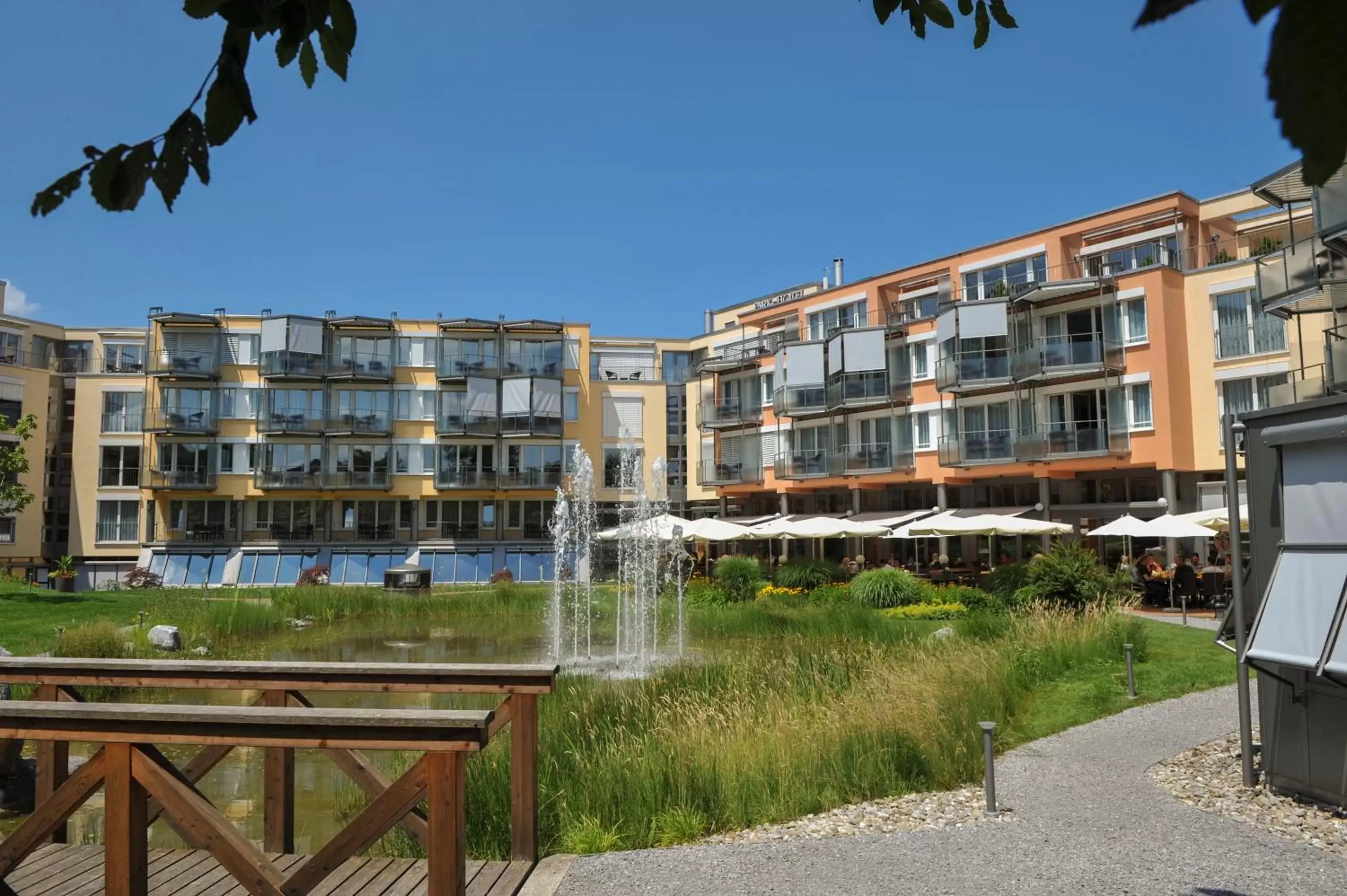 Facade/entrance, Property Building in Parkhotel Bad Zurzach