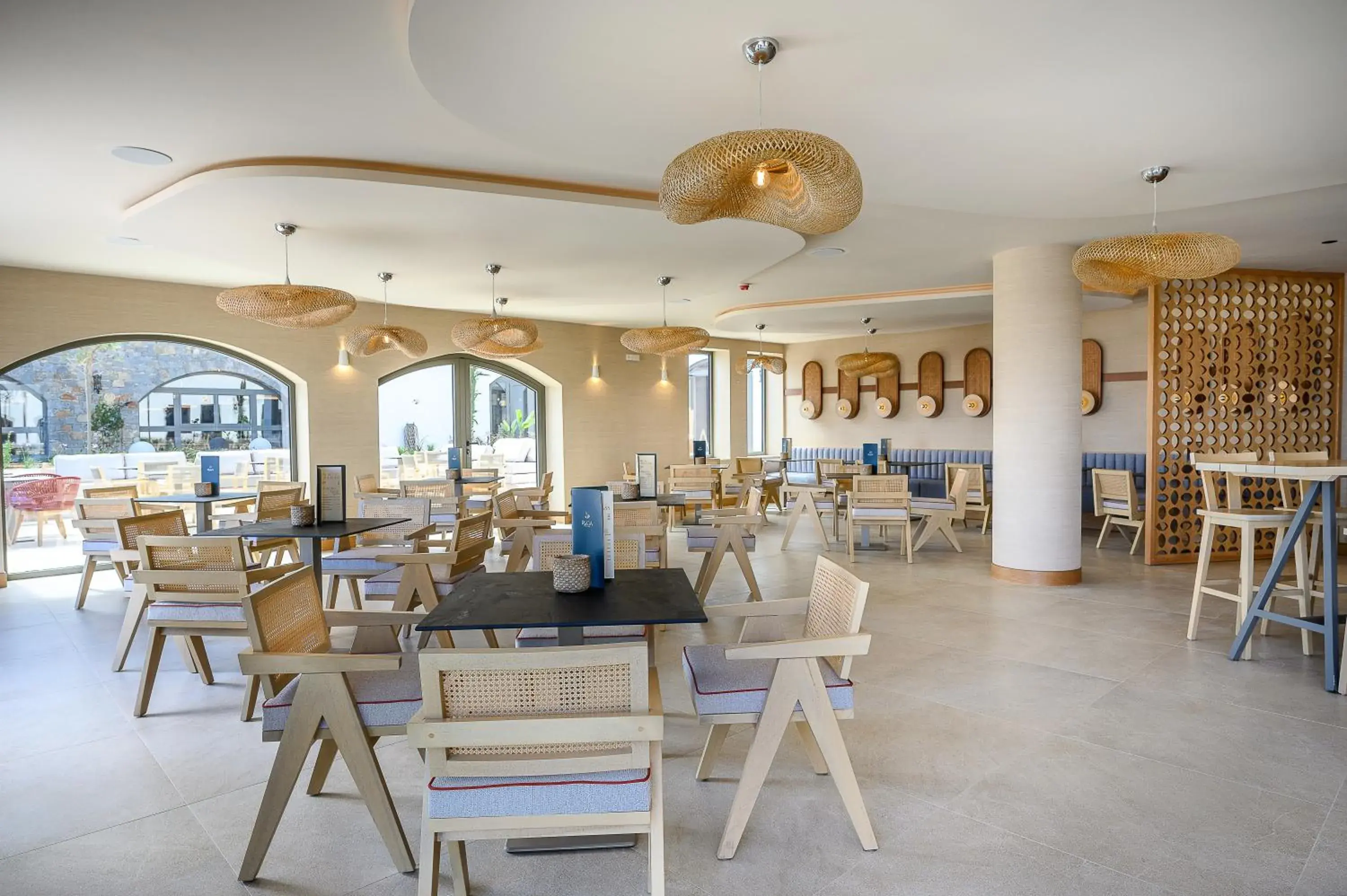 Lounge or bar, Restaurant/Places to Eat in Creta Maris Resort