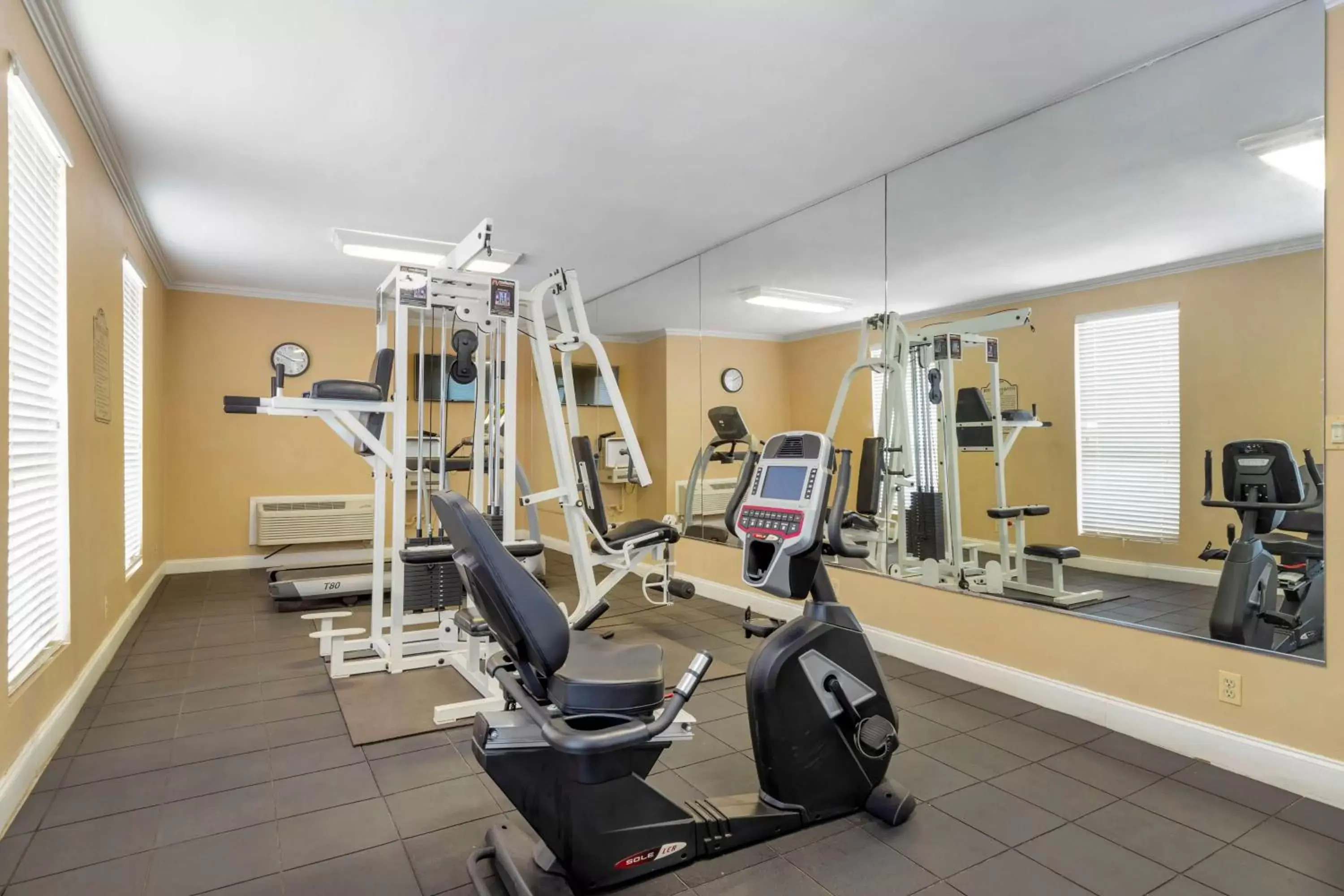 Spa and wellness centre/facilities, Fitness Center/Facilities in Best Western Brady Inn