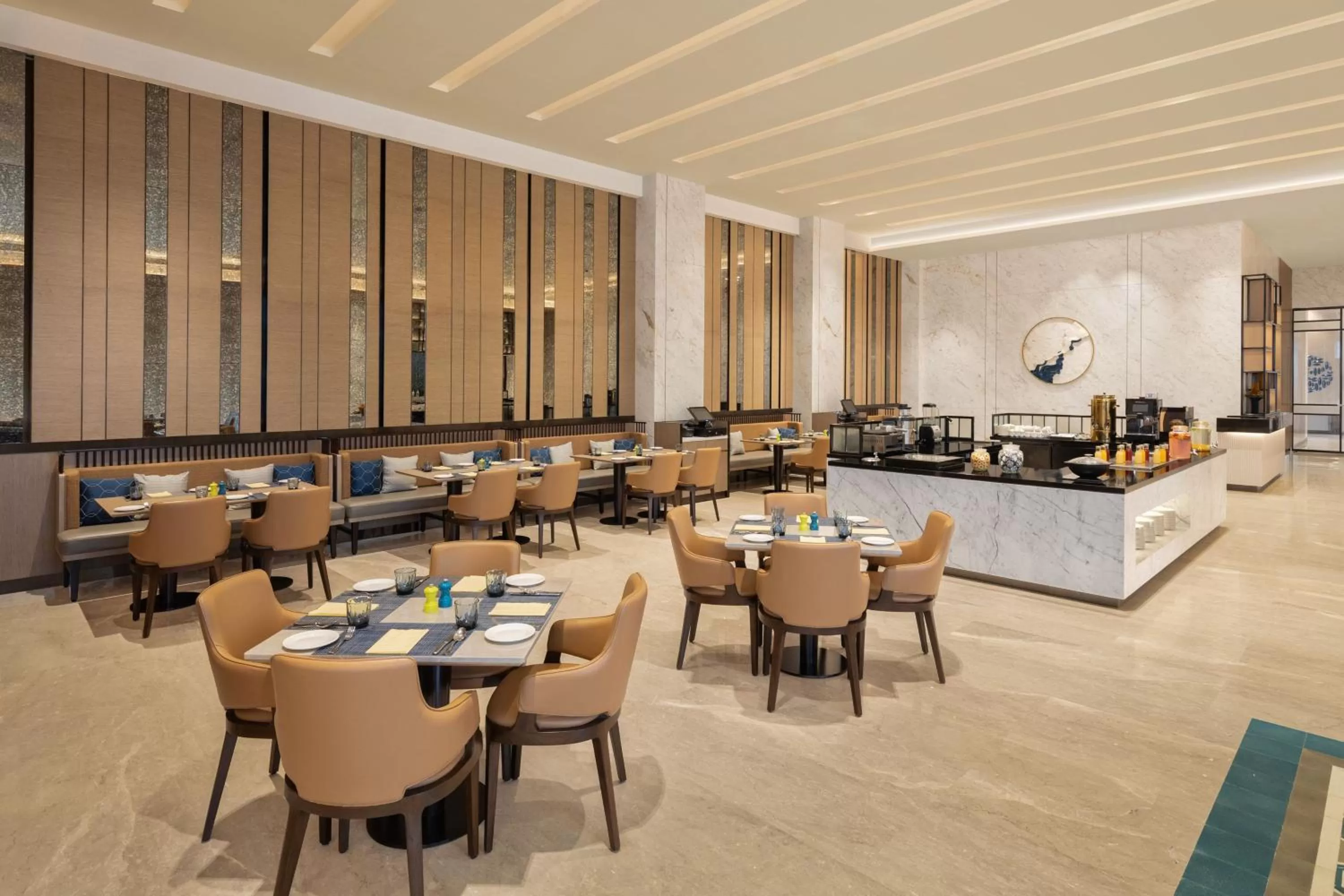 Restaurant/places to eat in Fairfield by Marriott Mumbai International Airport