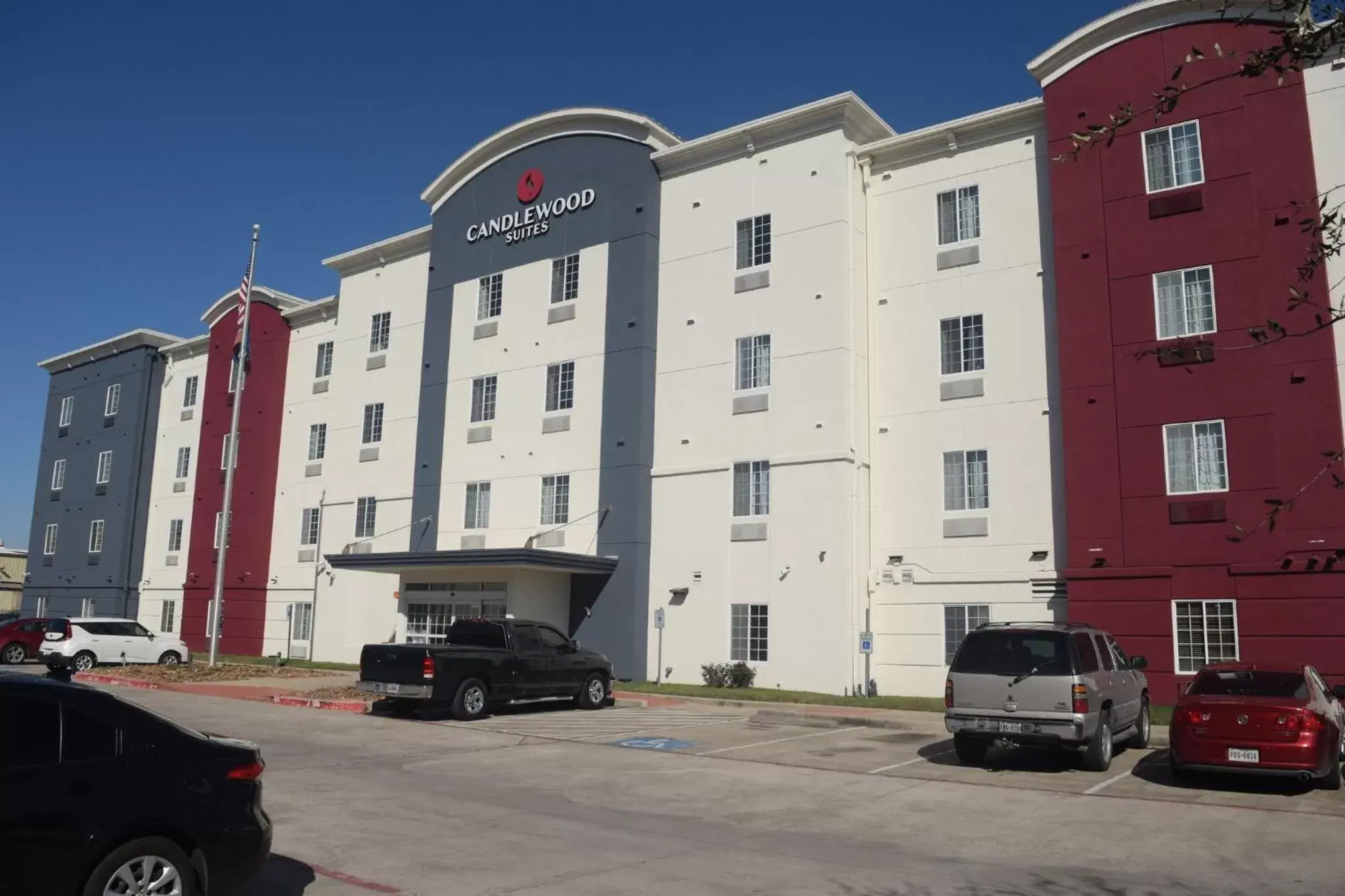 Property Building in Candlewood Suites Houston I-10 East, an IHG Hotel