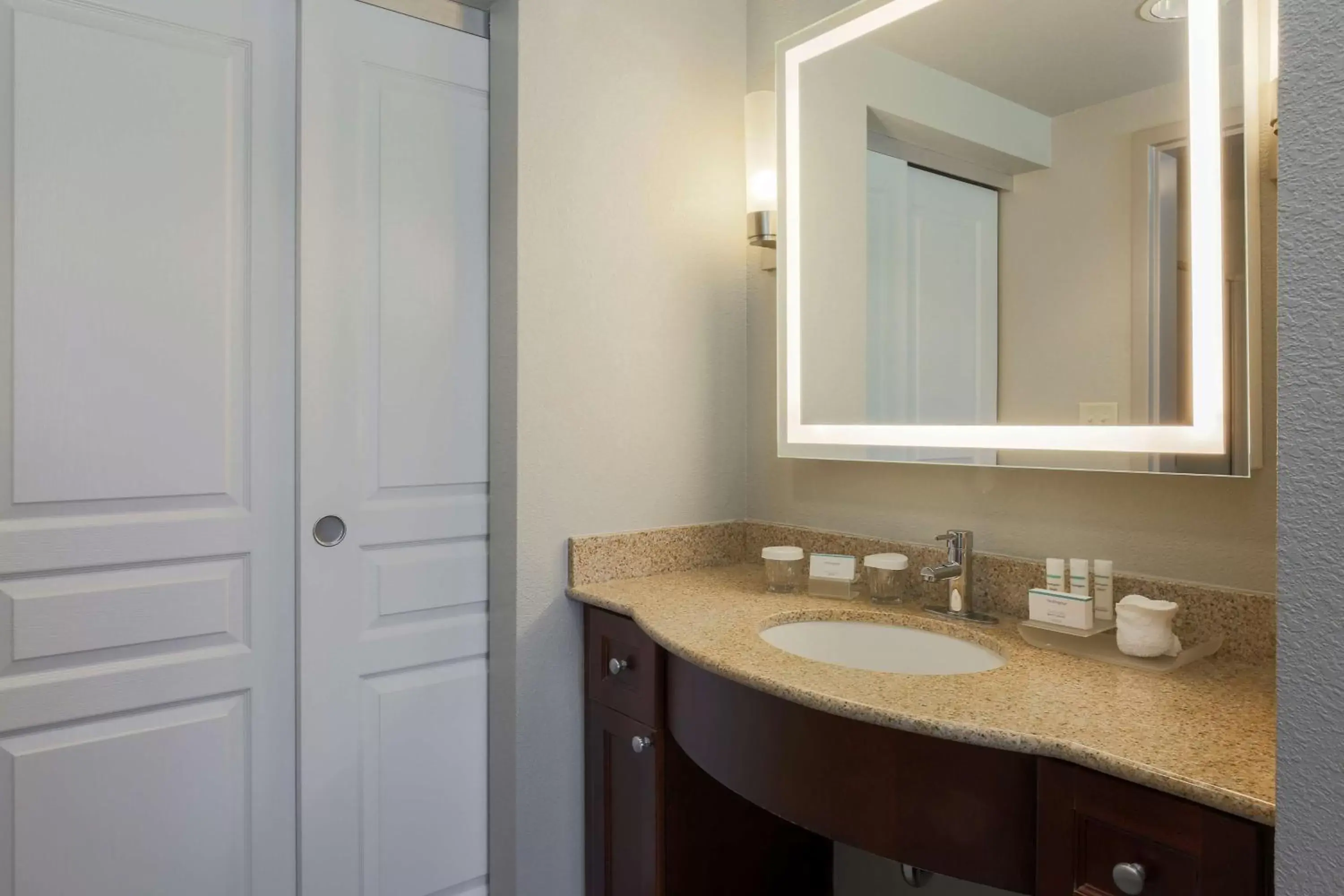 Bathroom in Homewood Suites by Hilton Southwind - Hacks Cross