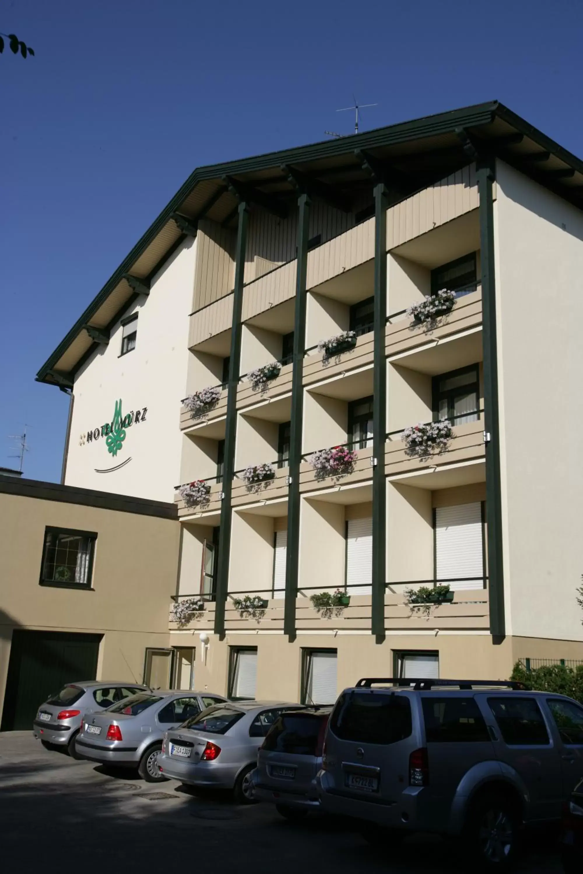 Patio, Property Building in Wunsch Hotel Mürz - Natural Health & Spa Hotel