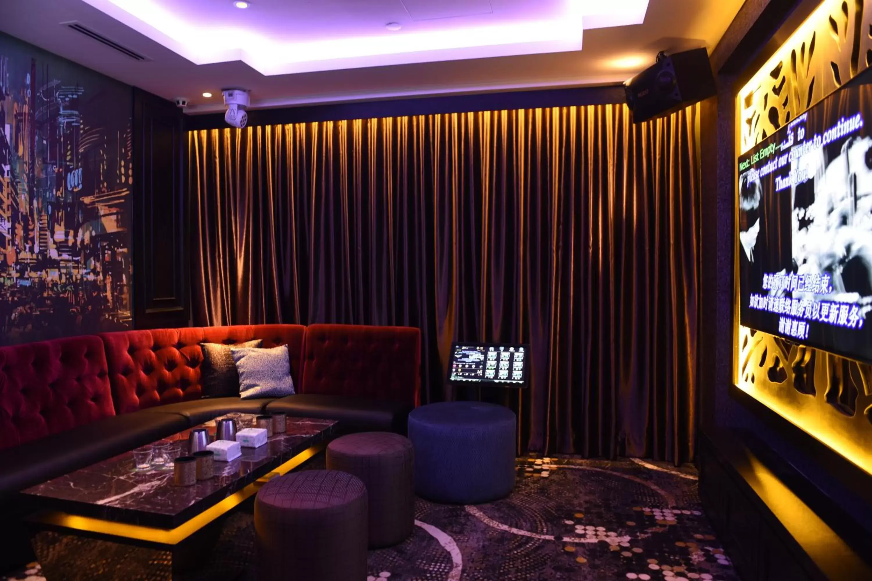Karaoke, Seating Area in Vangohh Eminent Hotel & Spa