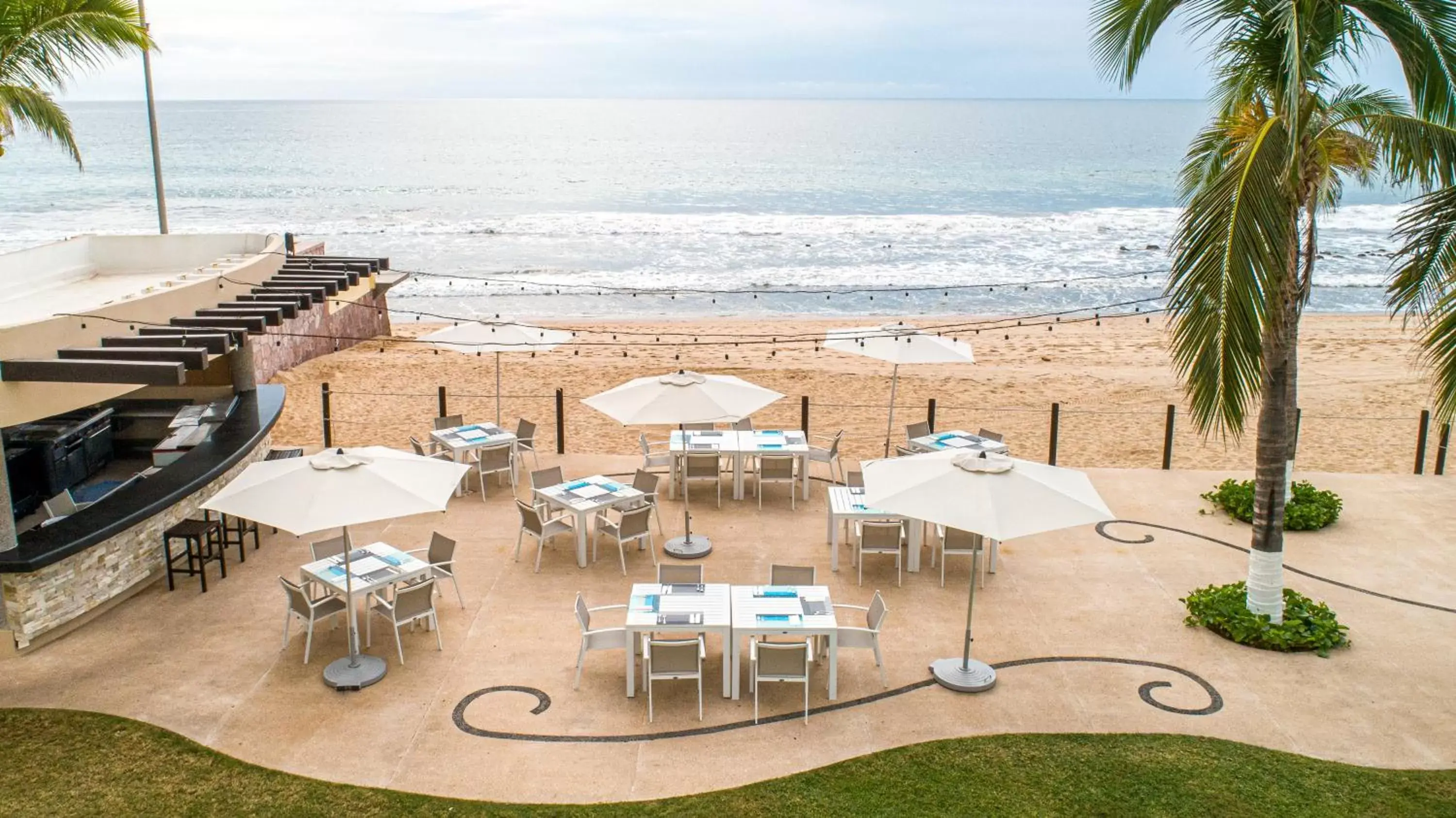 Off site, Beach in Park Royal Beach Mazatlán