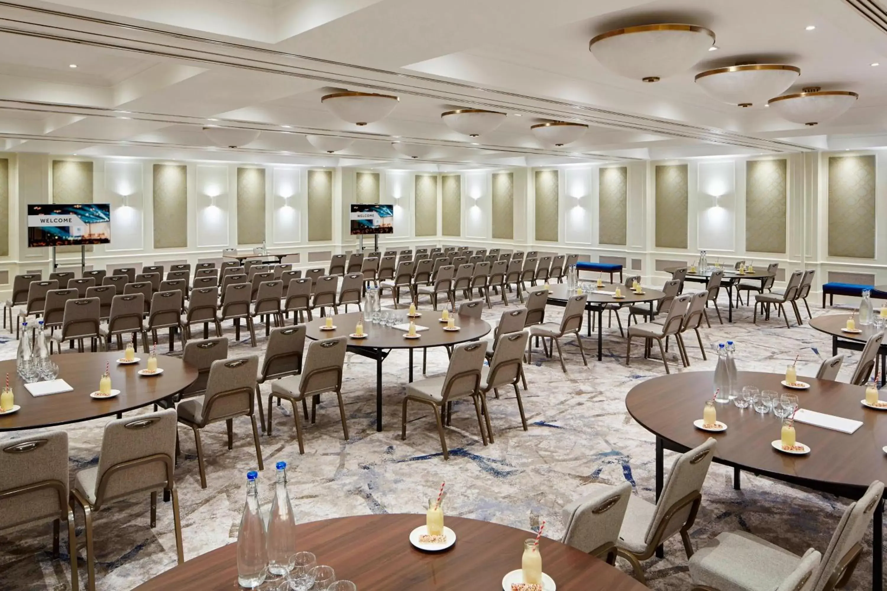Meeting/conference room, Restaurant/Places to Eat in Bournemouth Highcliff Marriott Hotel