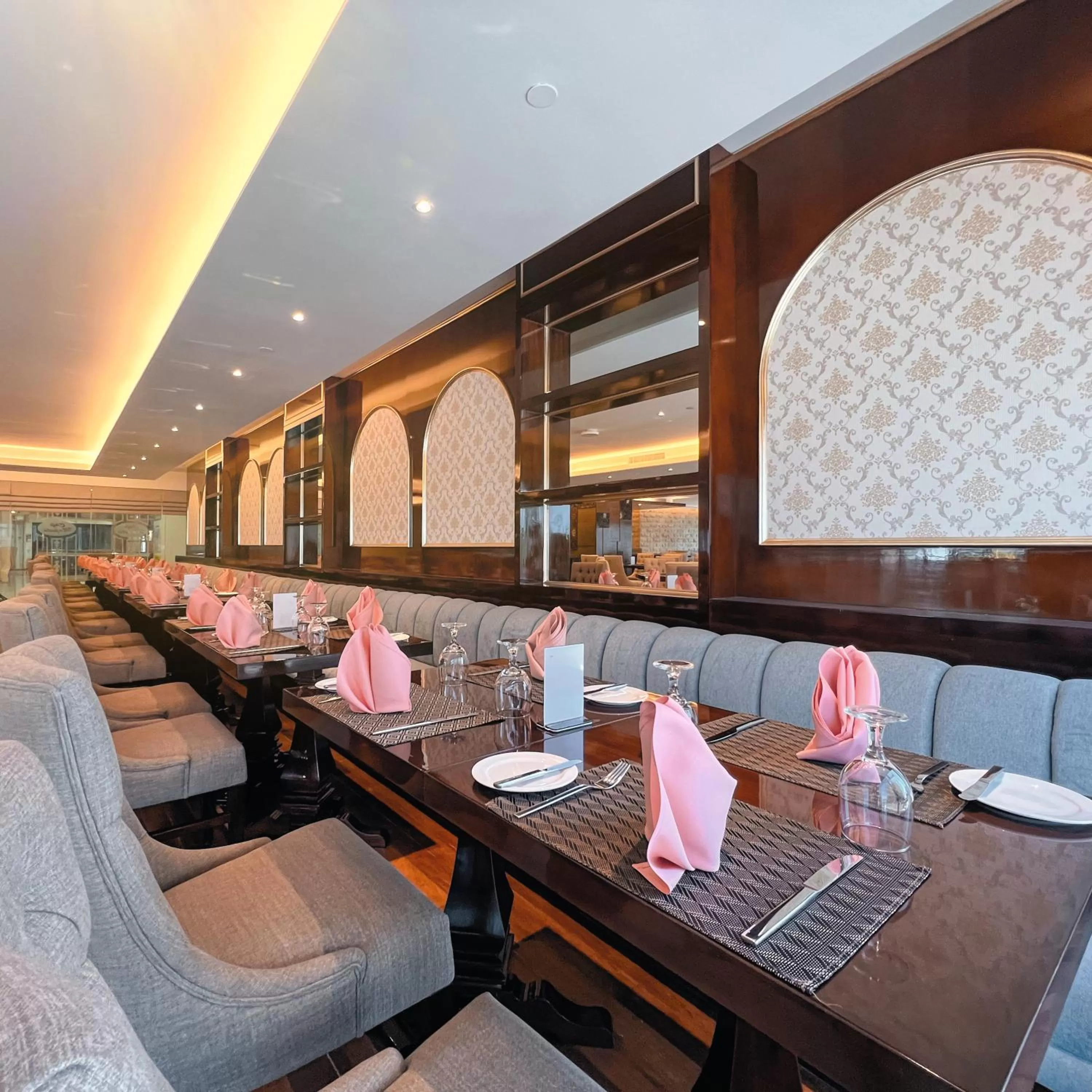 Puteri Wing - Riverside Majestic Hotel