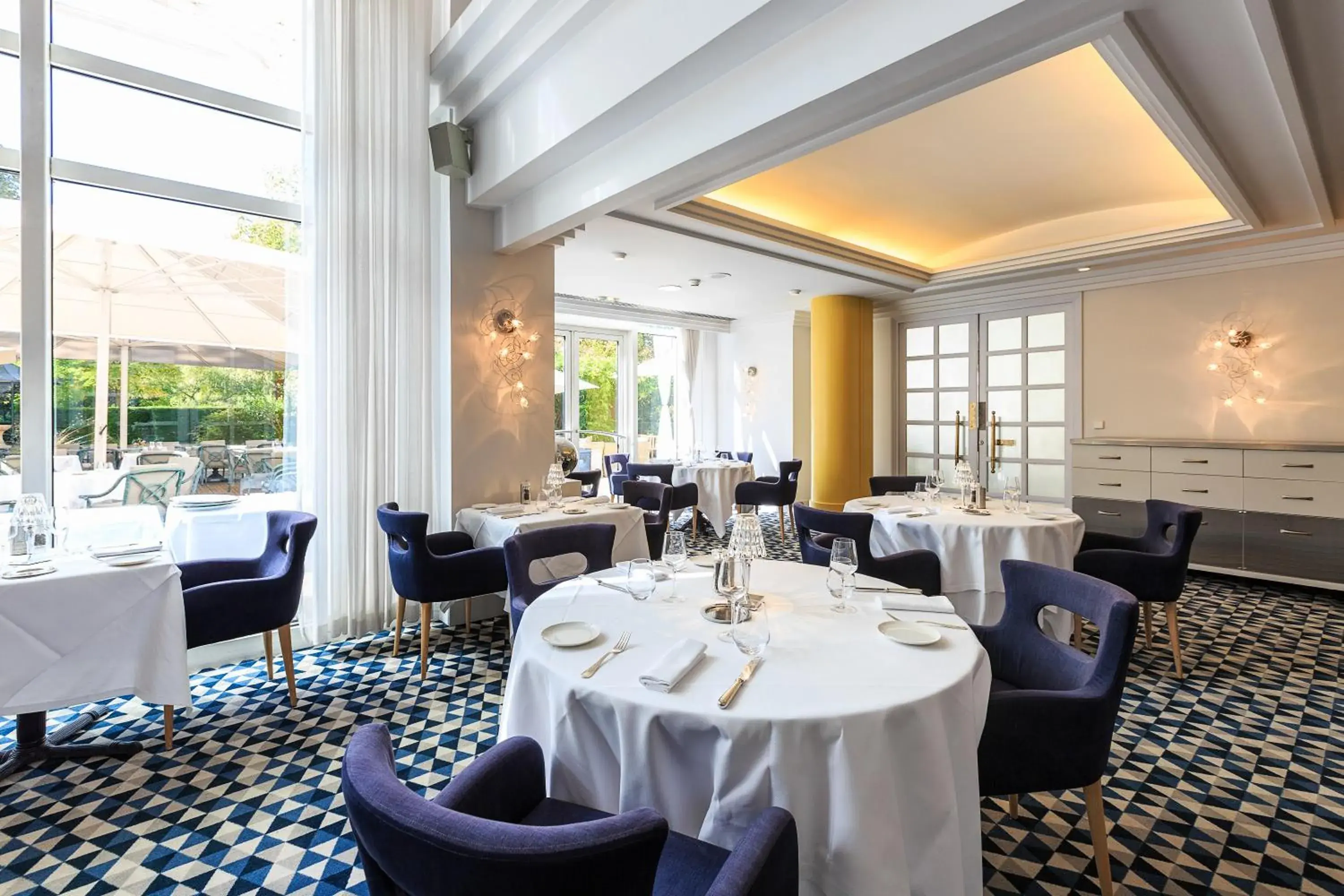 Restaurant/Places to Eat in Vichy Spa Hotel Les Celestins