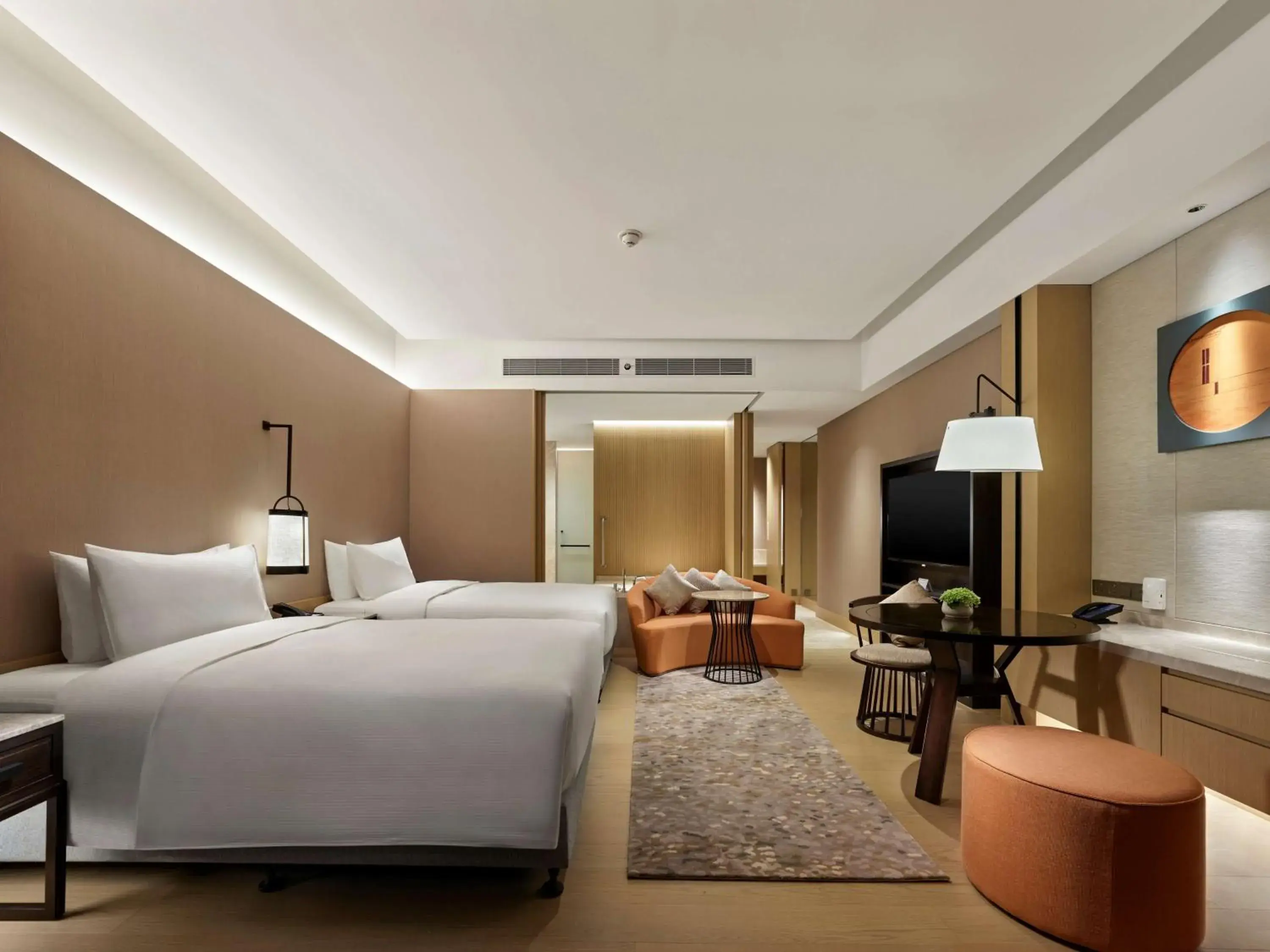 Bedroom in Hilton Shanghai Songjiang Guangfulin