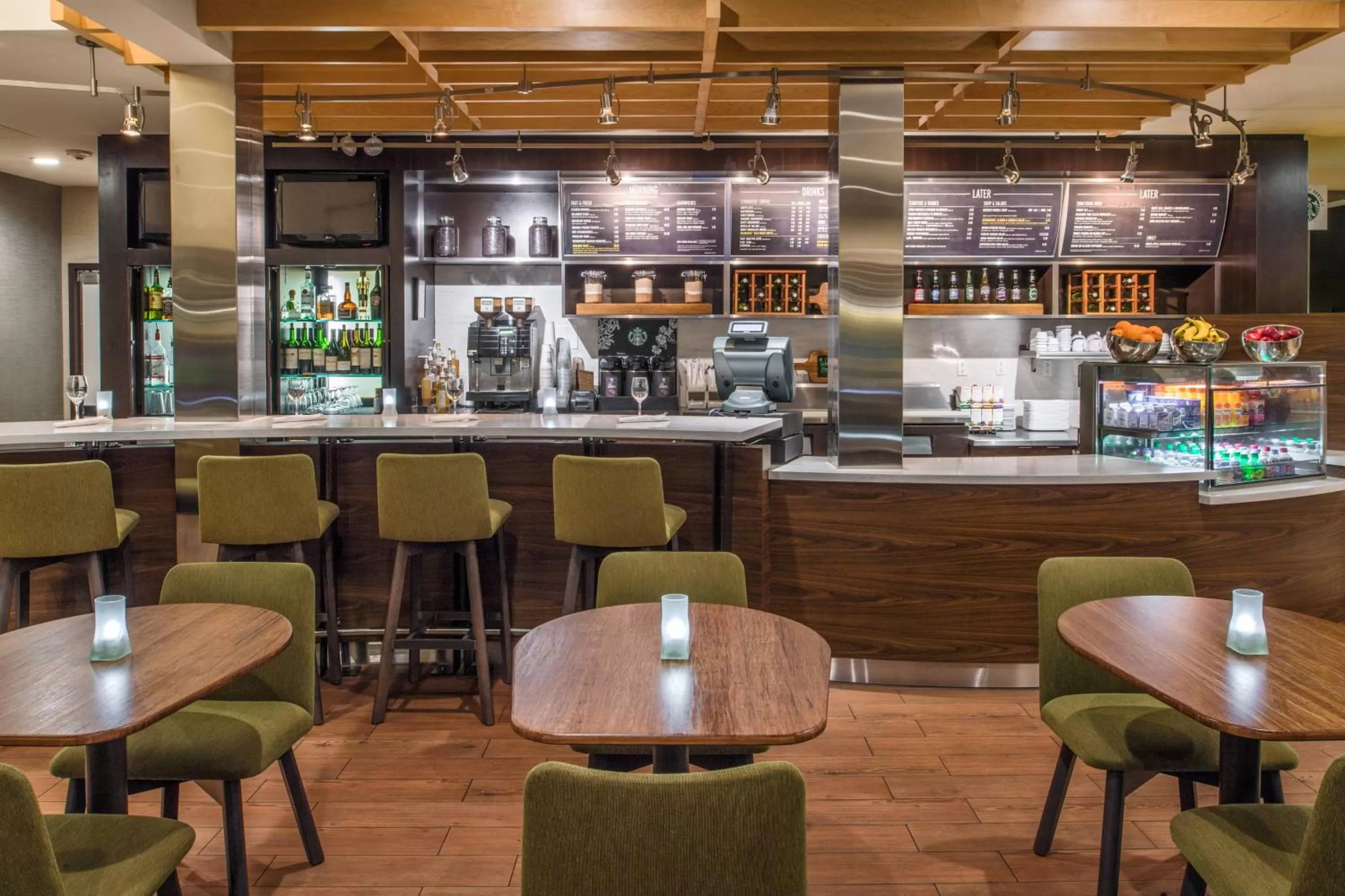 Lobby or reception in Courtyard Seattle Southcenter